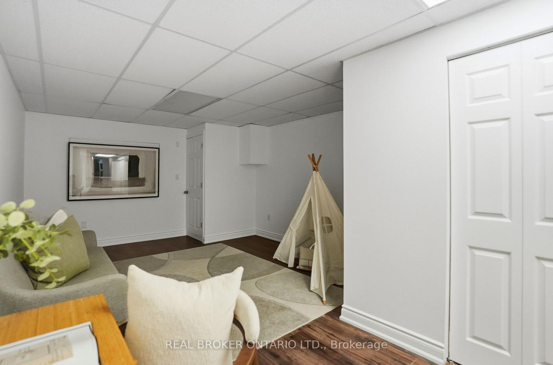 Photo 34 of Unit 407, 895 Maple Avenue, Burlington, Brant — HOMEH