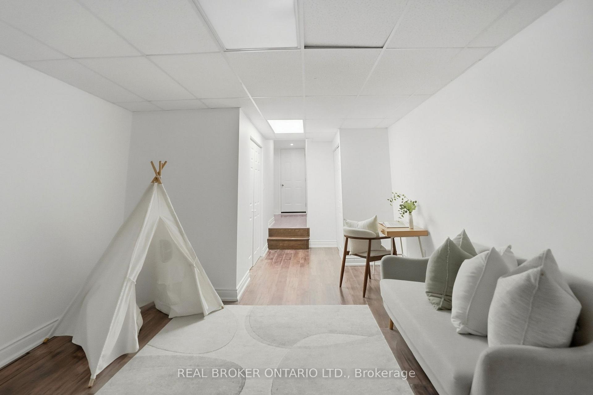 Photo 36 of Unit 407, 895 Maple Avenue, Burlington, Brant — HOMEH