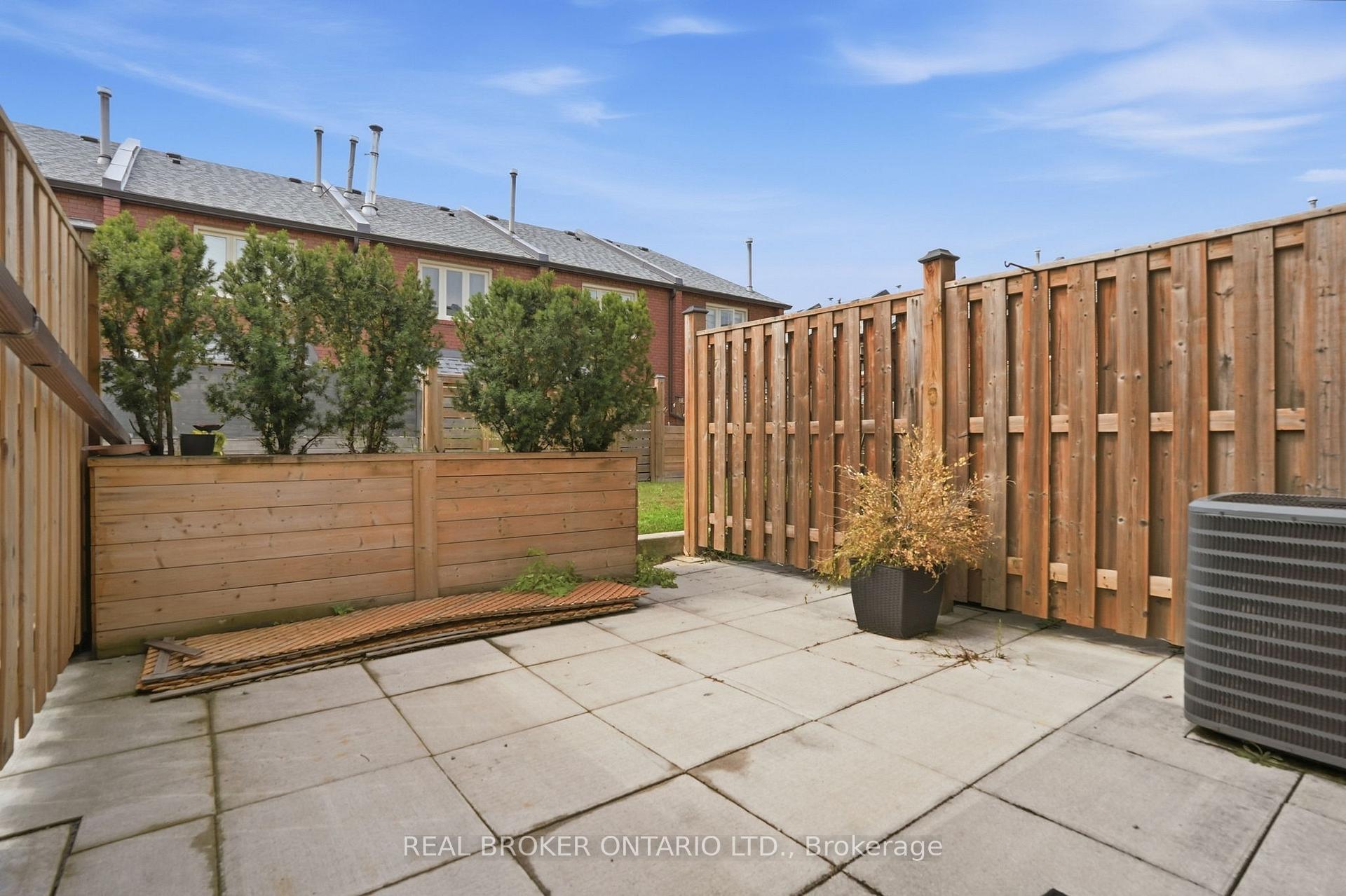 Photo 40 of Unit 407, 895 Maple Avenue, Burlington, Brant — HOMEH