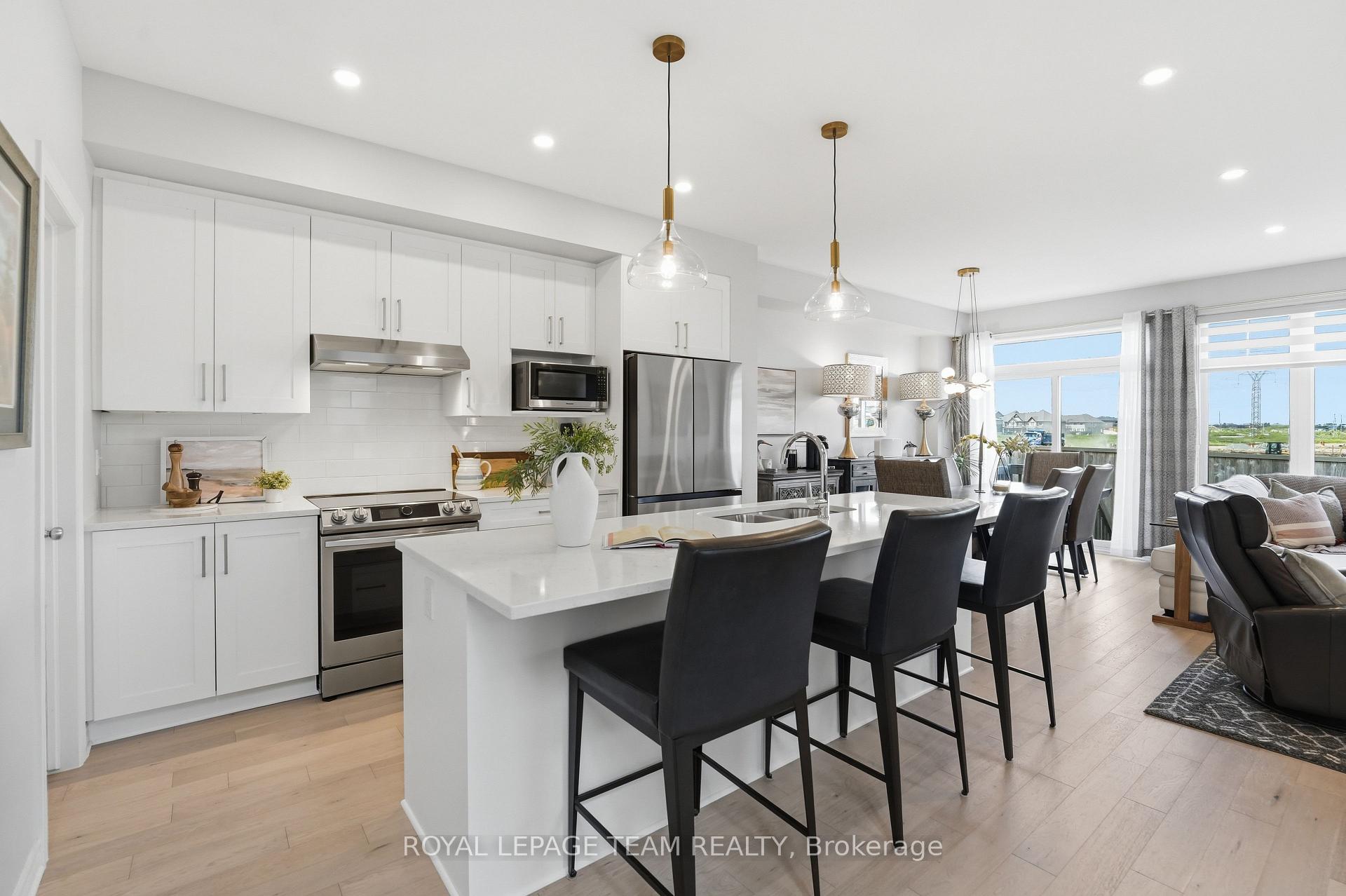 Photo 5 of 715 Maverick Crescent, Ottawa, Remainder of Stittsville & Area — HOMEH