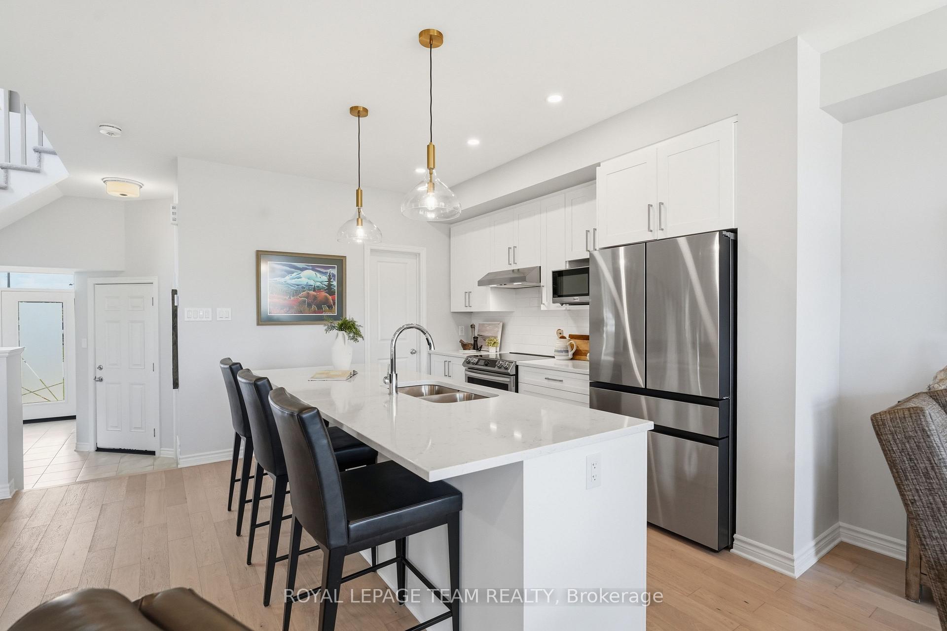 Photo 8 of 715 Maverick Crescent, Ottawa, Remainder of Stittsville & Area — HOMEH