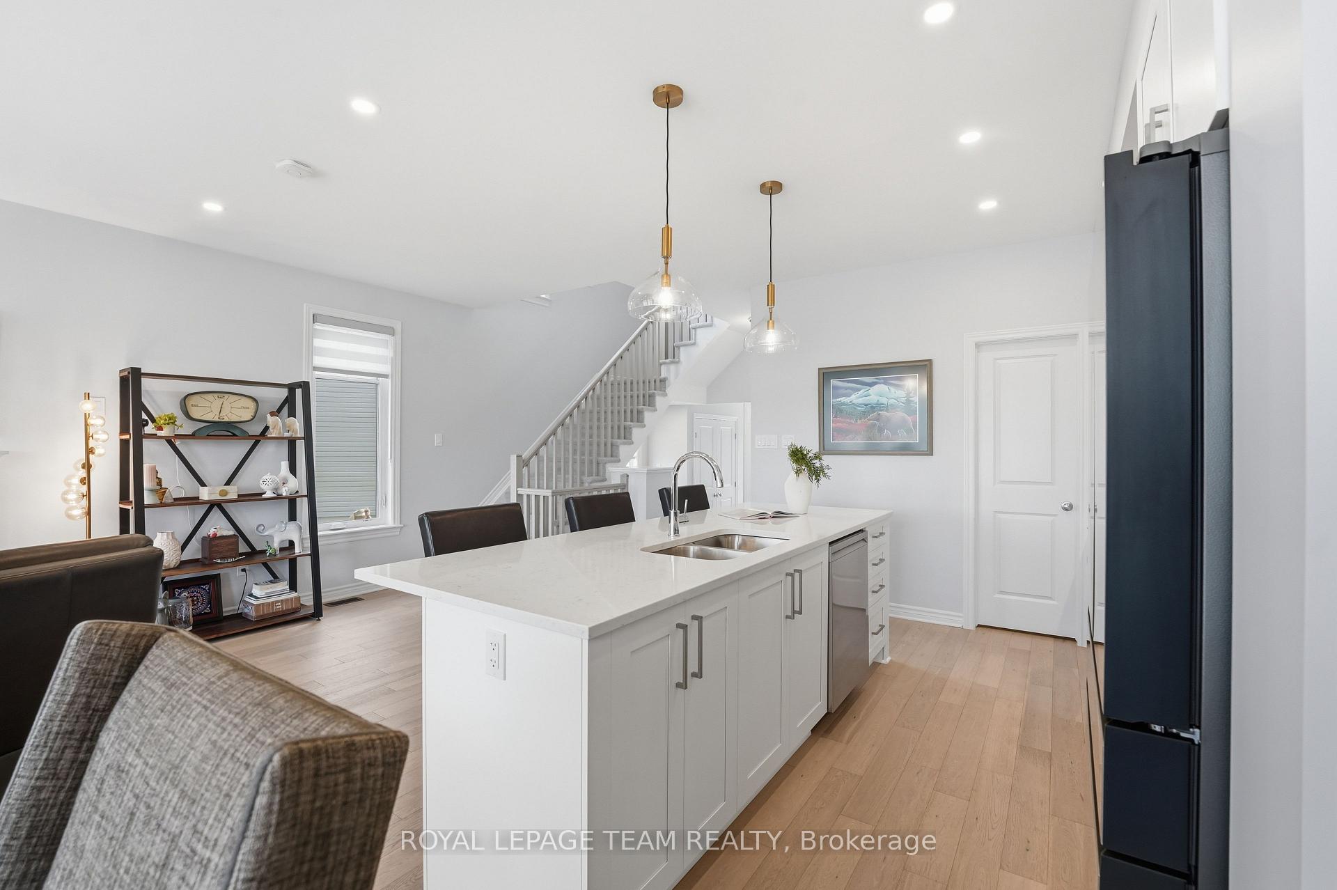 Photo 12 of 715 Maverick Crescent, Ottawa, Remainder of Stittsville & Area — HOMEH