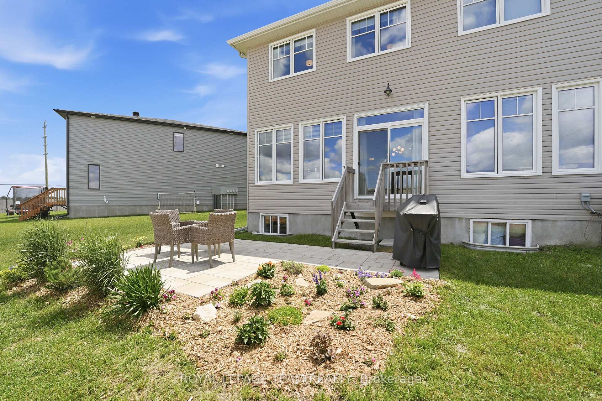 Photo 40 of 715 Maverick Crescent, Ottawa, Remainder of Stittsville & Area — HOMEH