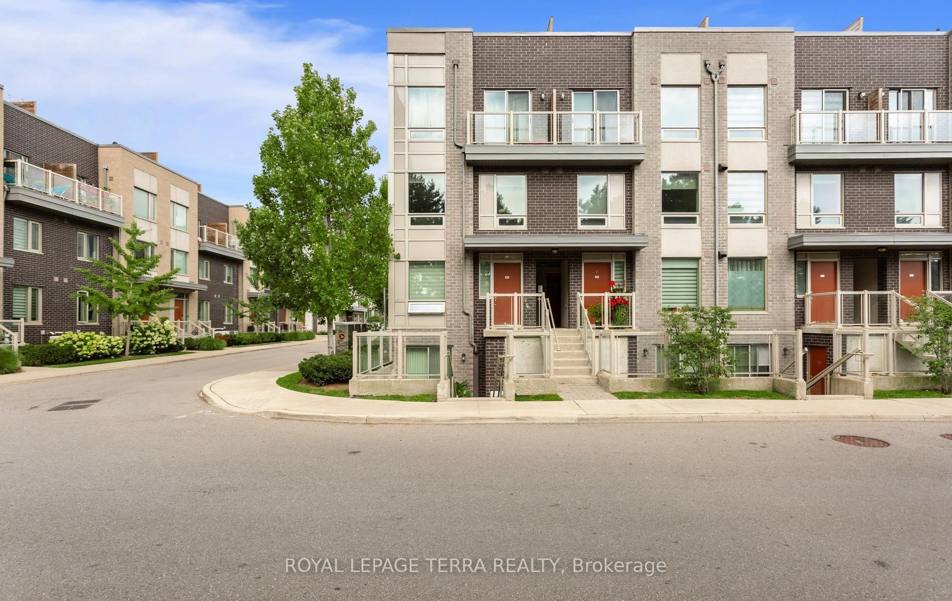 Photo 2 of Unit 101, 3 Applewood Lane, Etobicoke, Etobicoke West Mall — HOMEH