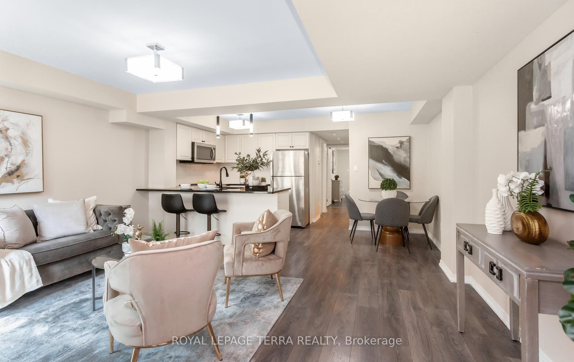 Photo 5 of Unit 101, 3 Applewood Lane, Etobicoke, Etobicoke West Mall — HOMEH