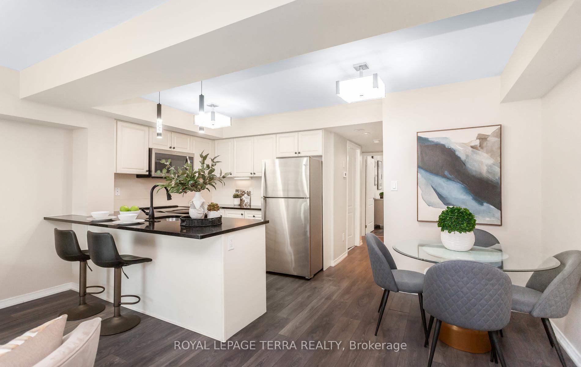 Photo 11 of Unit 101, 3 Applewood Lane, Etobicoke, Etobicoke West Mall — HOMEH
