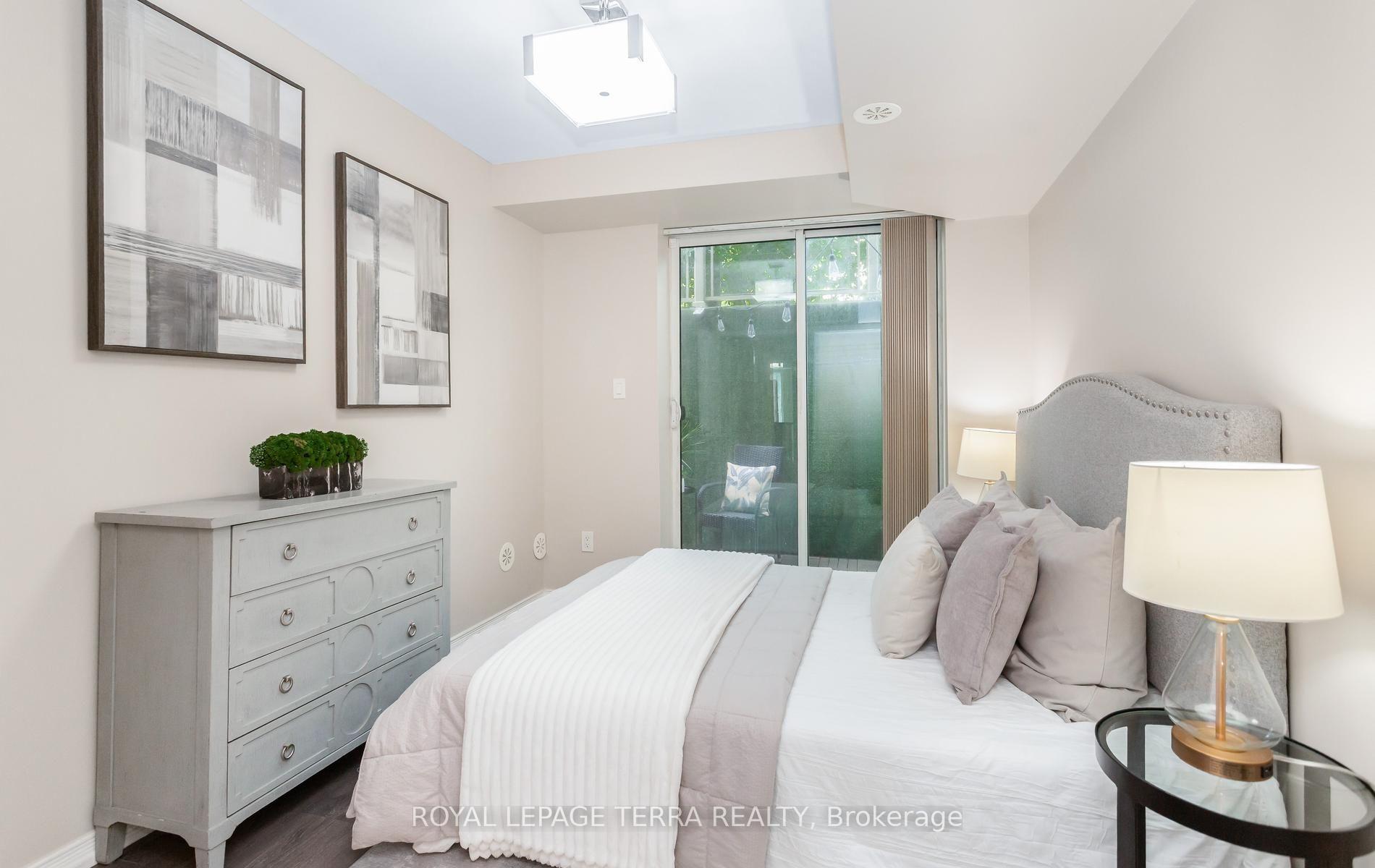 Photo 18 of Unit 101, 3 Applewood Lane, Etobicoke, Etobicoke West Mall — HOMEH