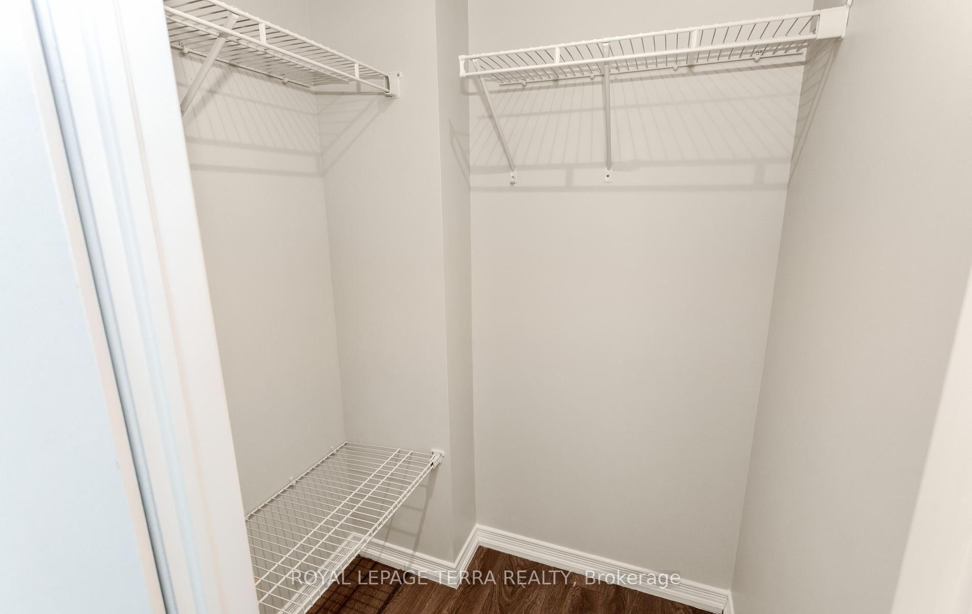 Photo 21 of Unit 101, 3 Applewood Lane, Etobicoke, Etobicoke West Mall — HOMEH