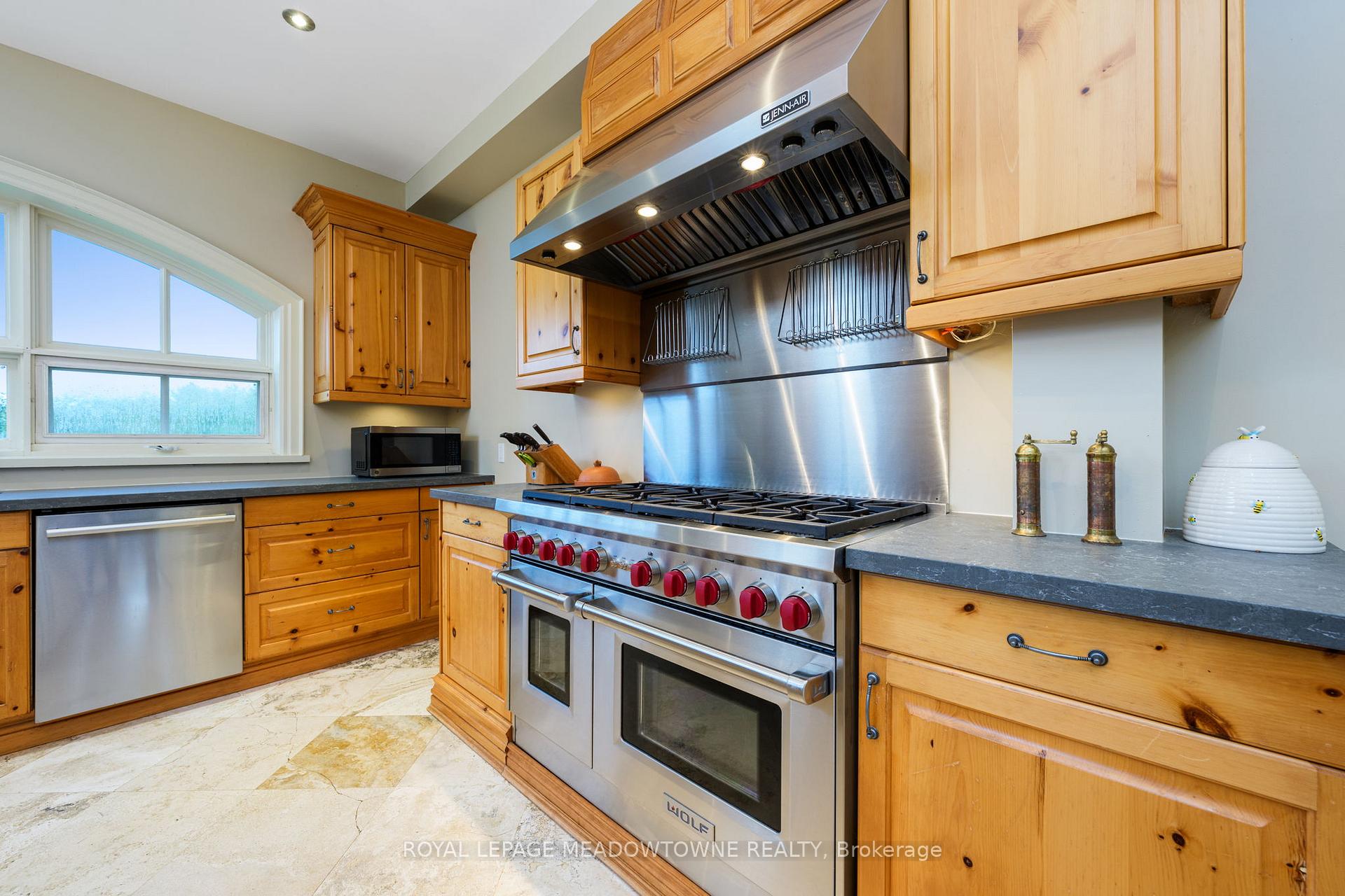 Photo 9 of 16089 Shaws Creek Road, Caledon, Rural Caledon — HOMEH