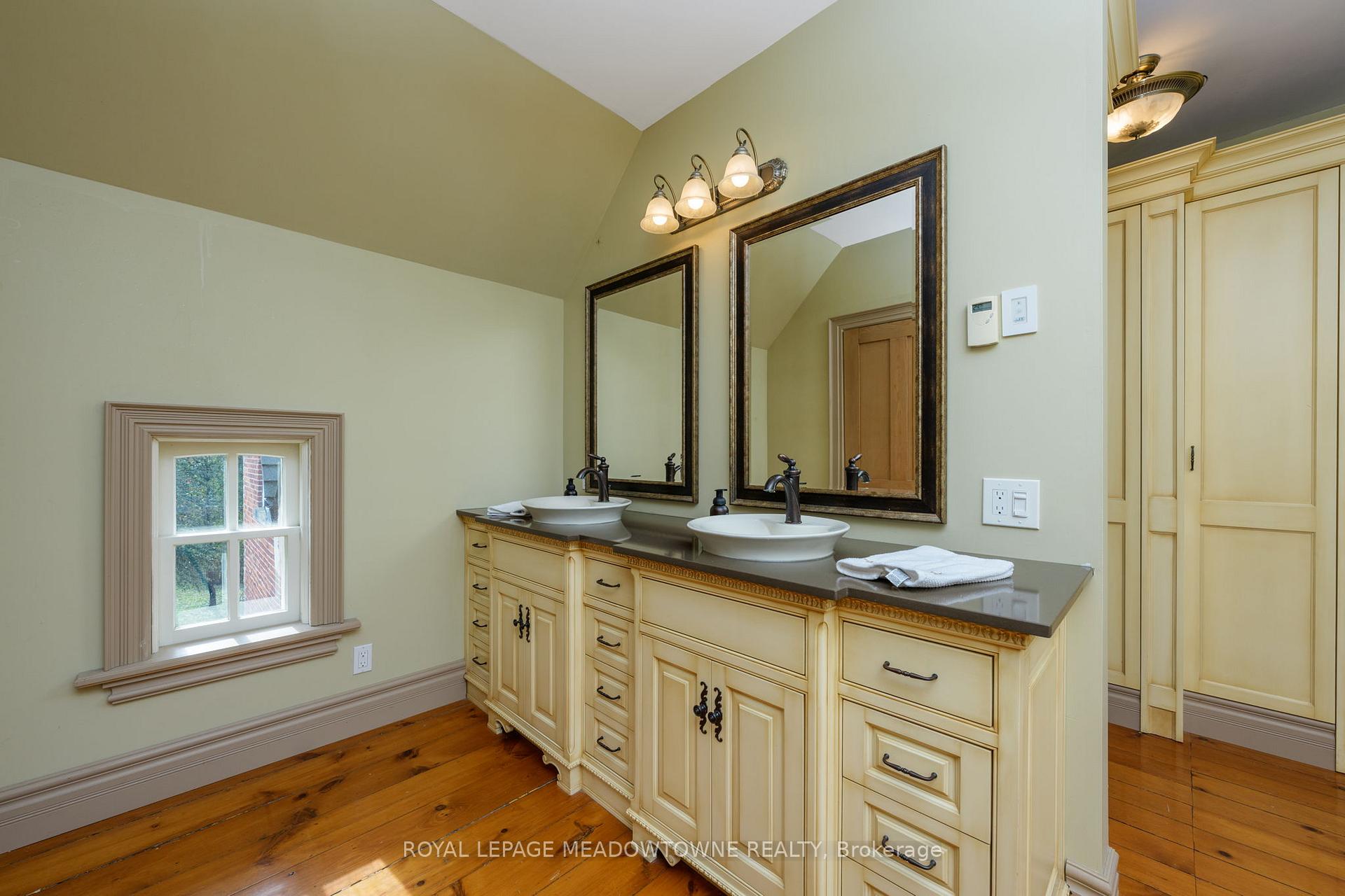 Photo 23 of 16089 Shaws Creek Road, Caledon, Rural Caledon — HOMEH