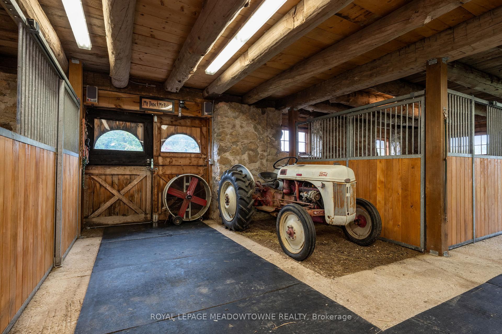 Photo 32 of 16089 Shaws Creek Road, Caledon, Rural Caledon — HOMEH