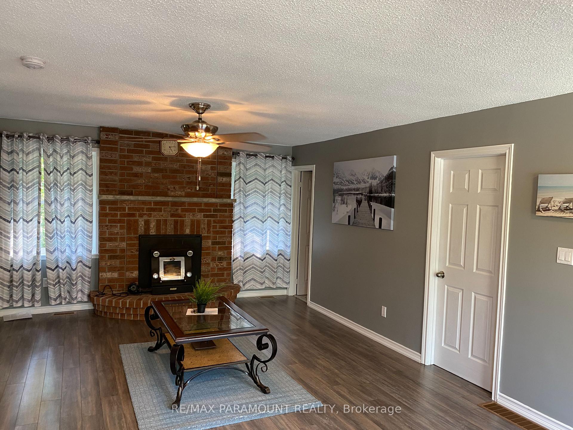 Photo 3 of 46 Glen Road, Collingwood — HOMEH
