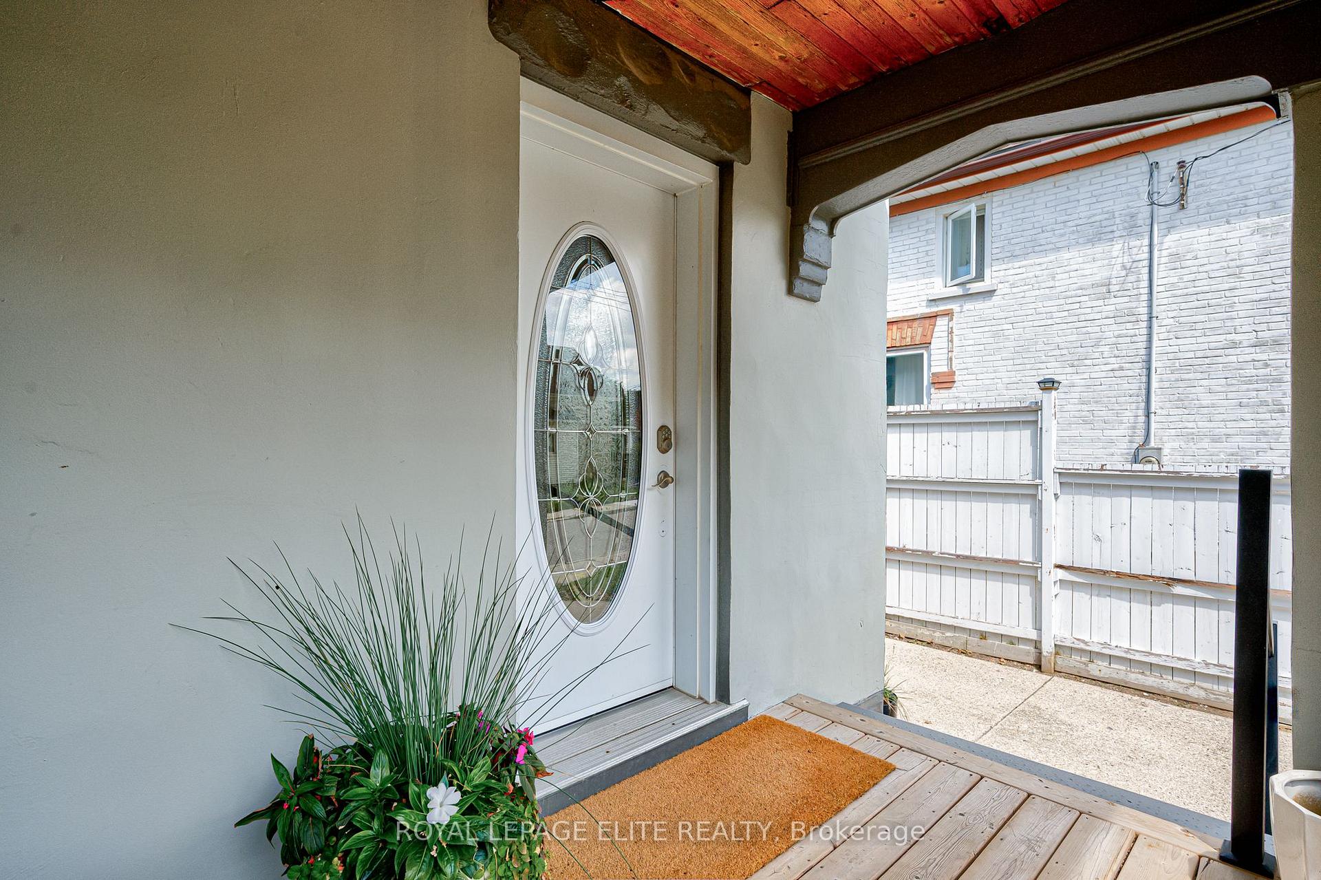 Photo 6 of 24 Stahl Avenue, Kitchener, Mount Hope Huron Park — HOMEH