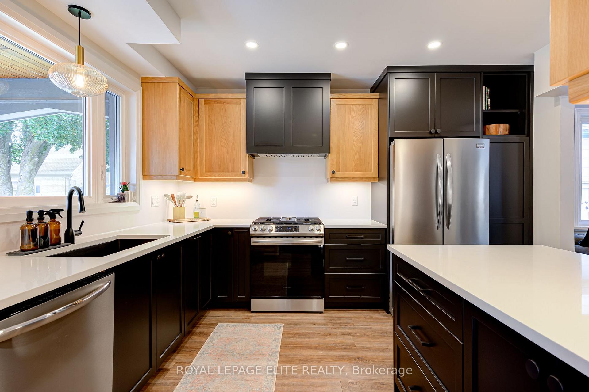 Photo 9 of 24 Stahl Avenue, Kitchener, Mount Hope Huron Park — HOMEH