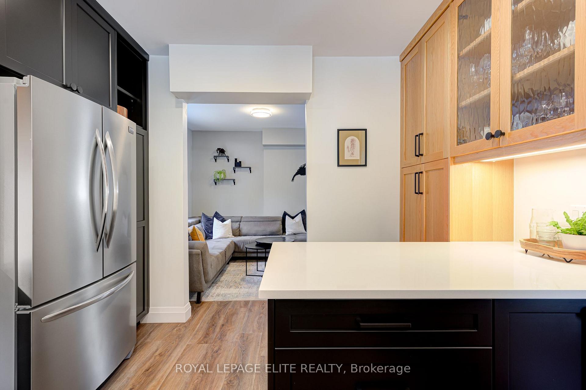 Photo 12 of 24 Stahl Avenue, Kitchener, Mount Hope Huron Park — HOMEH