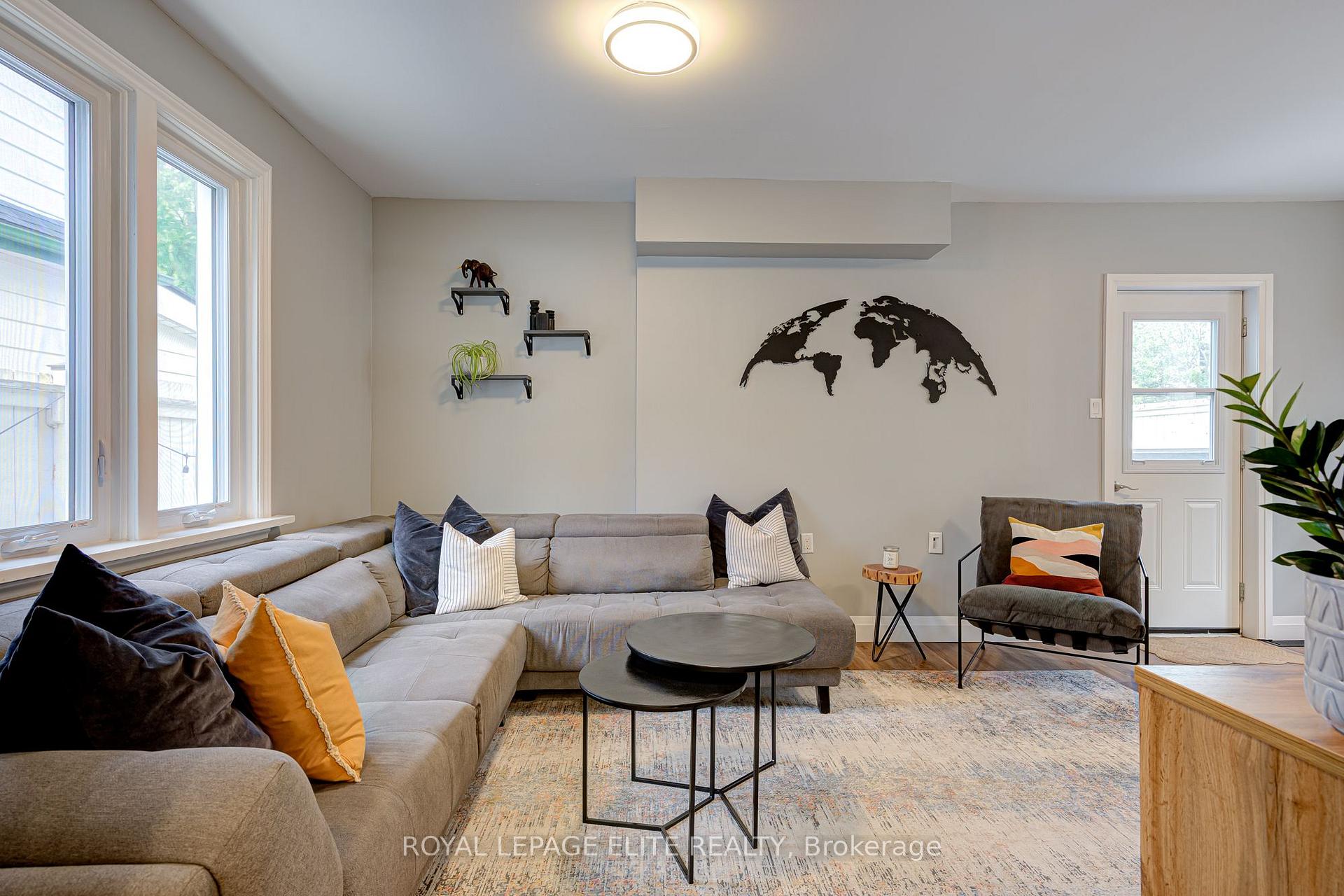 Photo 16 of 24 Stahl Avenue, Kitchener, Mount Hope Huron Park — HOMEH