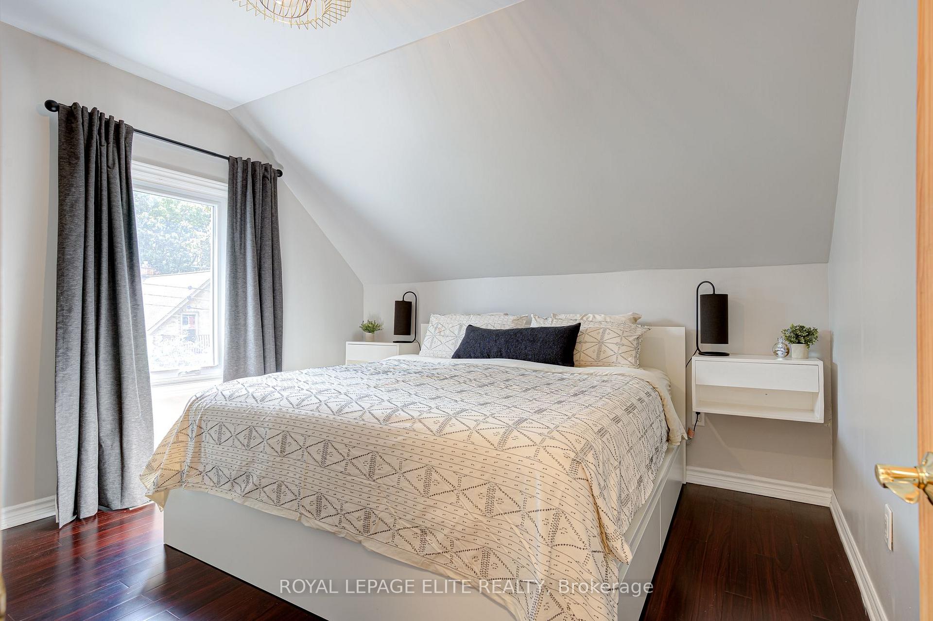 Photo 25 of 24 Stahl Avenue, Kitchener, Mount Hope Huron Park — HOMEH