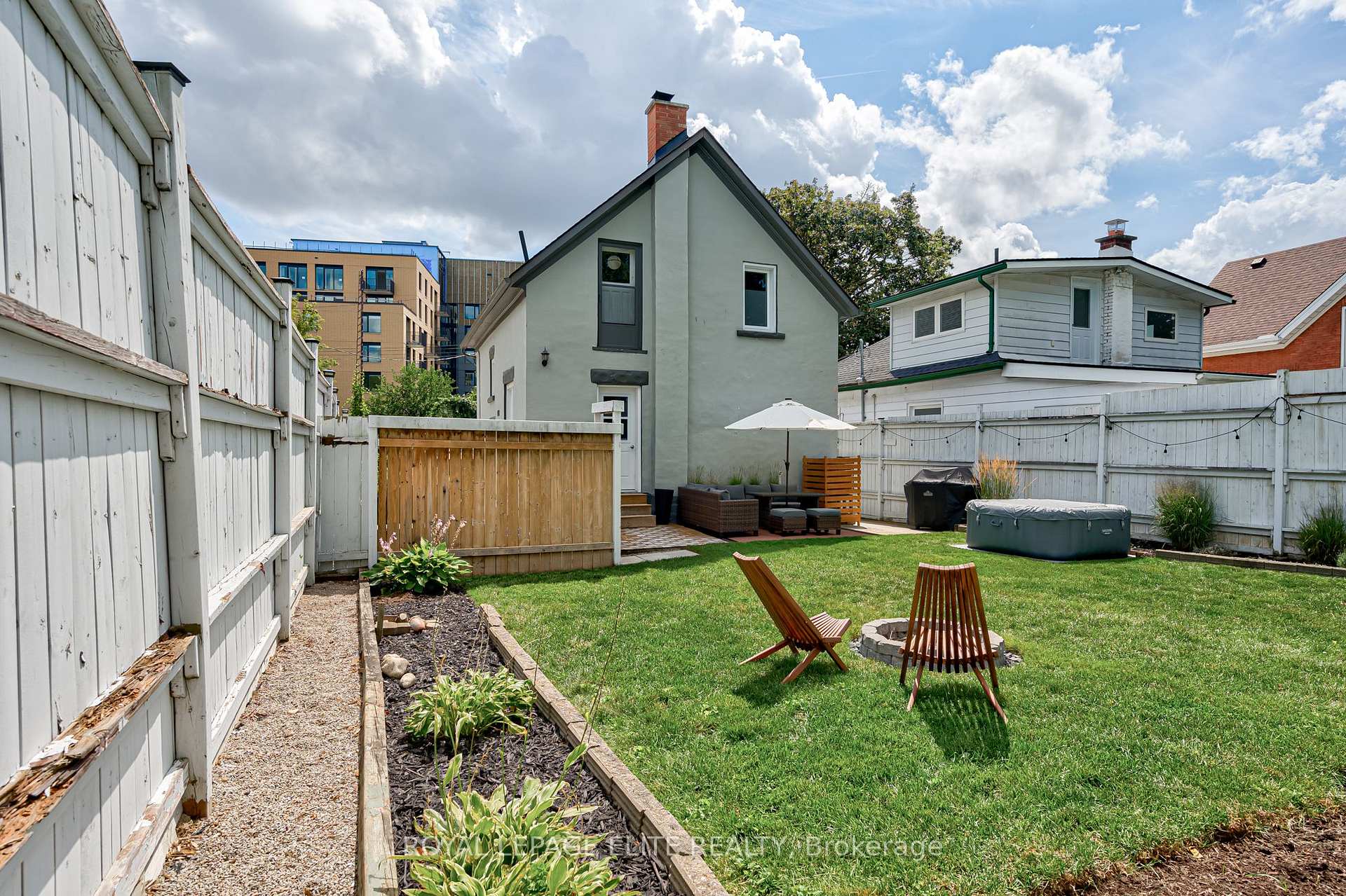 Photo 40 of 24 Stahl Avenue, Kitchener, Mount Hope Huron Park — HOMEH