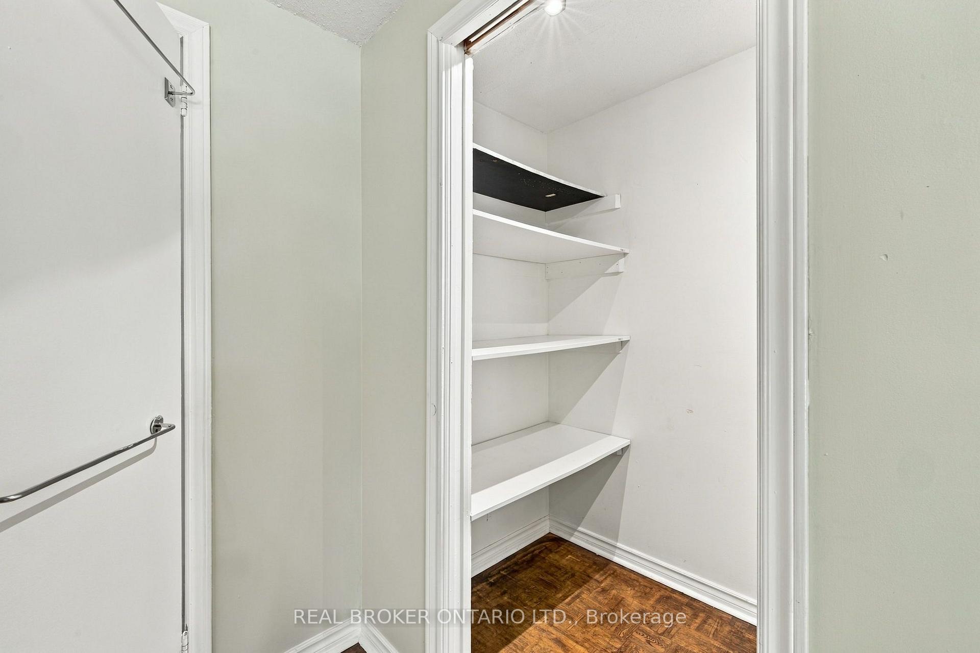 Photo 21 of 60 Tybalt Crescent, Ottawa, Westcliffe Estates — HOMEH