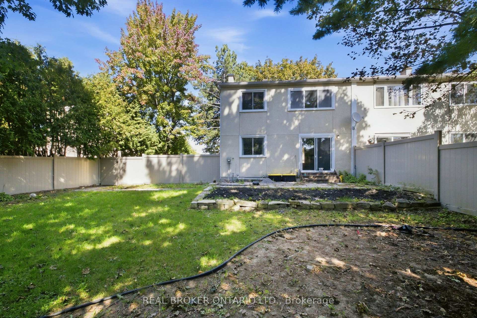 Photo 29 of 60 Tybalt Crescent, Ottawa, Westcliffe Estates — HOMEH