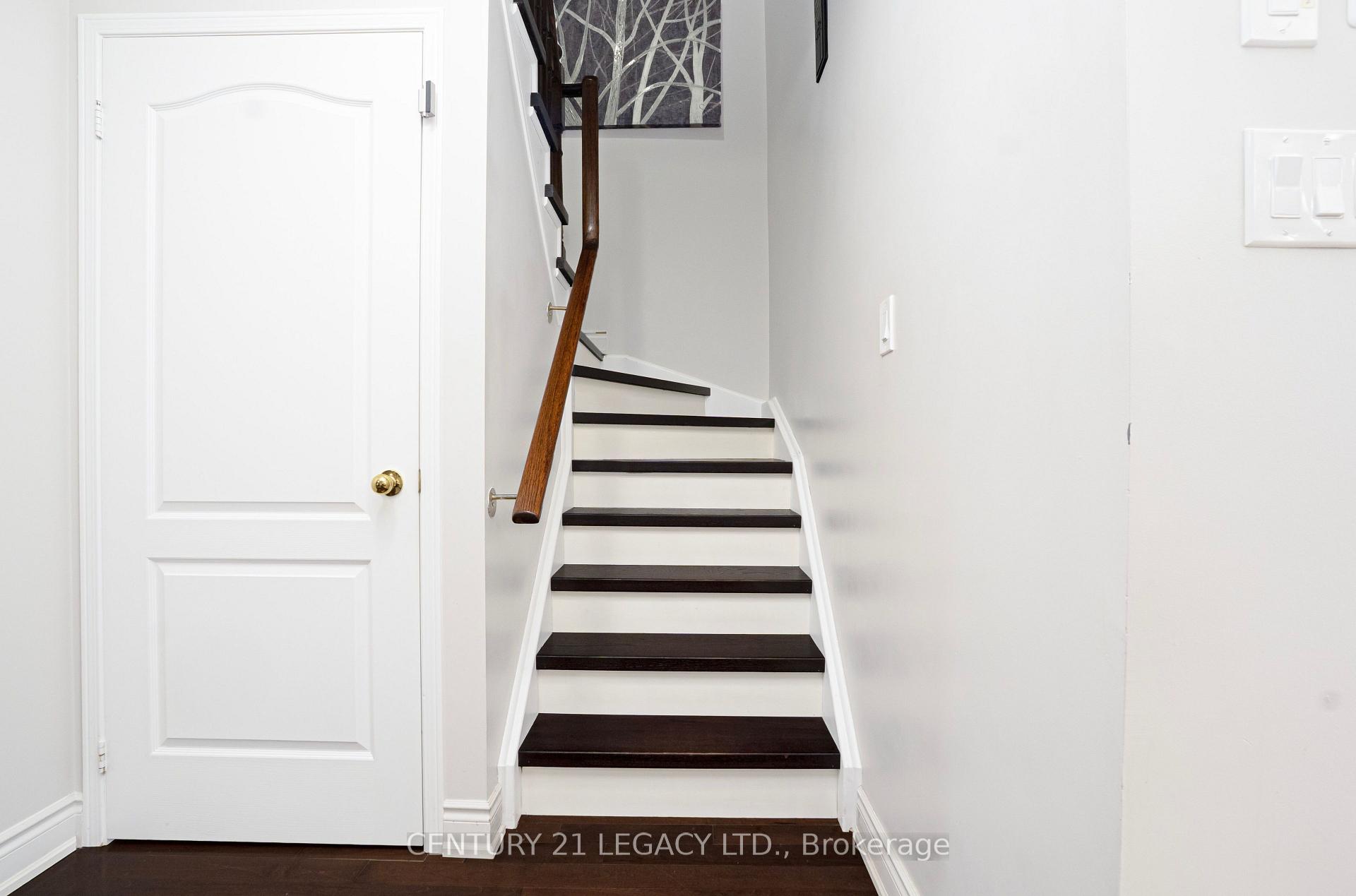 Photo 24 of 131 Sugarhill Drive, Brampton, Fletcher's Meadow — HOMEH