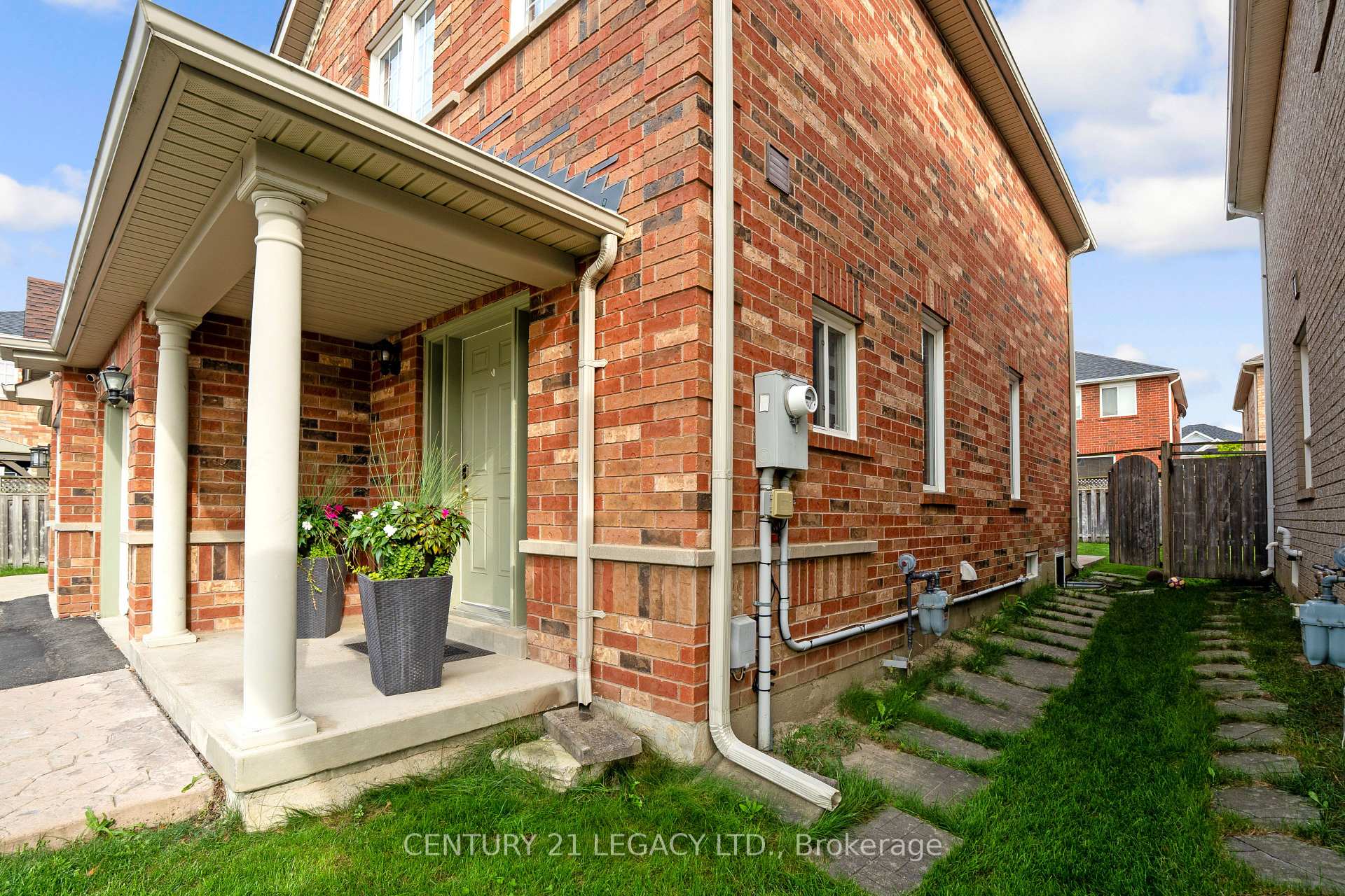 Photo 42 of 131 Sugarhill Drive, Brampton, Fletcher's Meadow — HOMEH