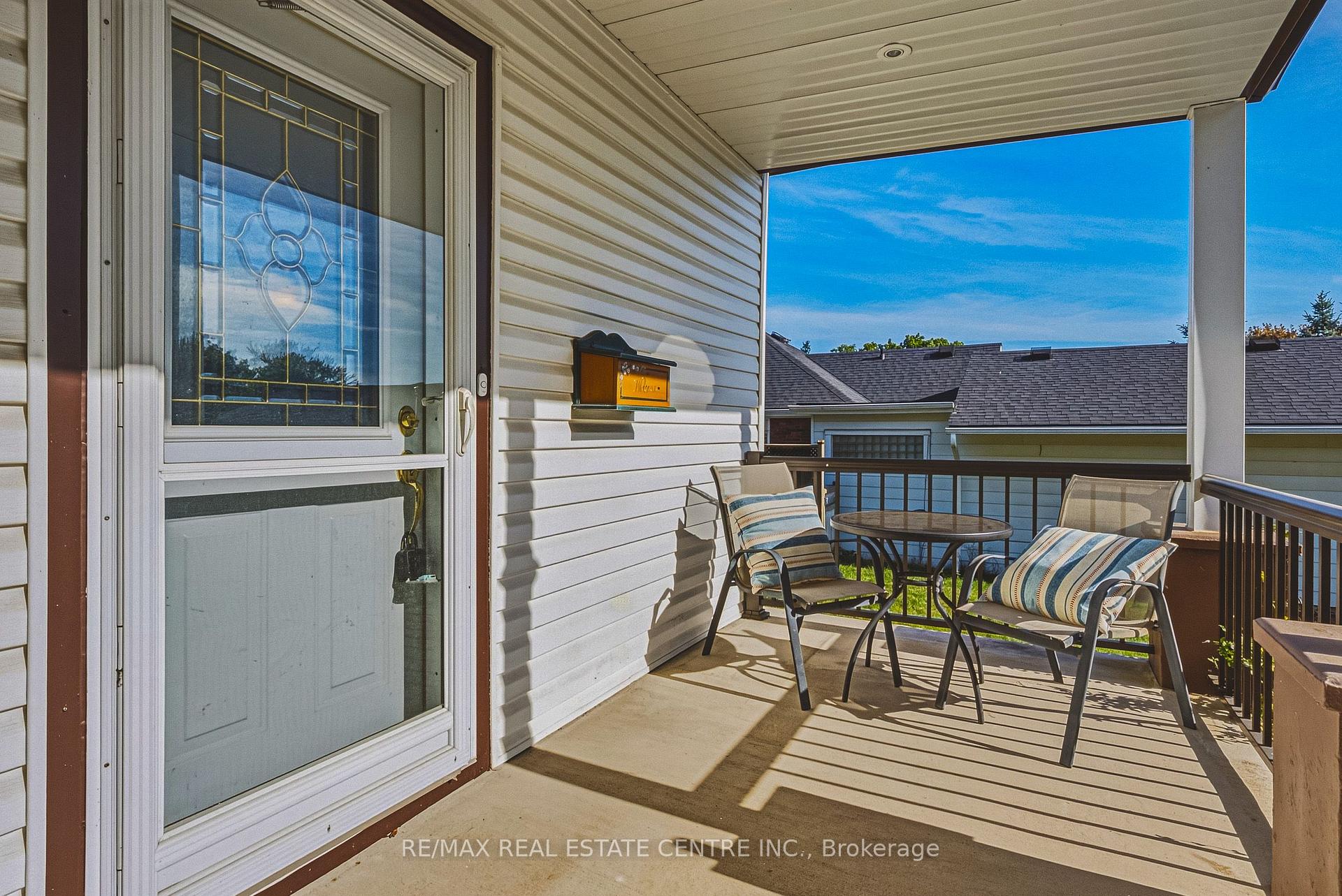 Photo 6 of 950 Hamilton Street, Cambridge, Preston South — HOMEH