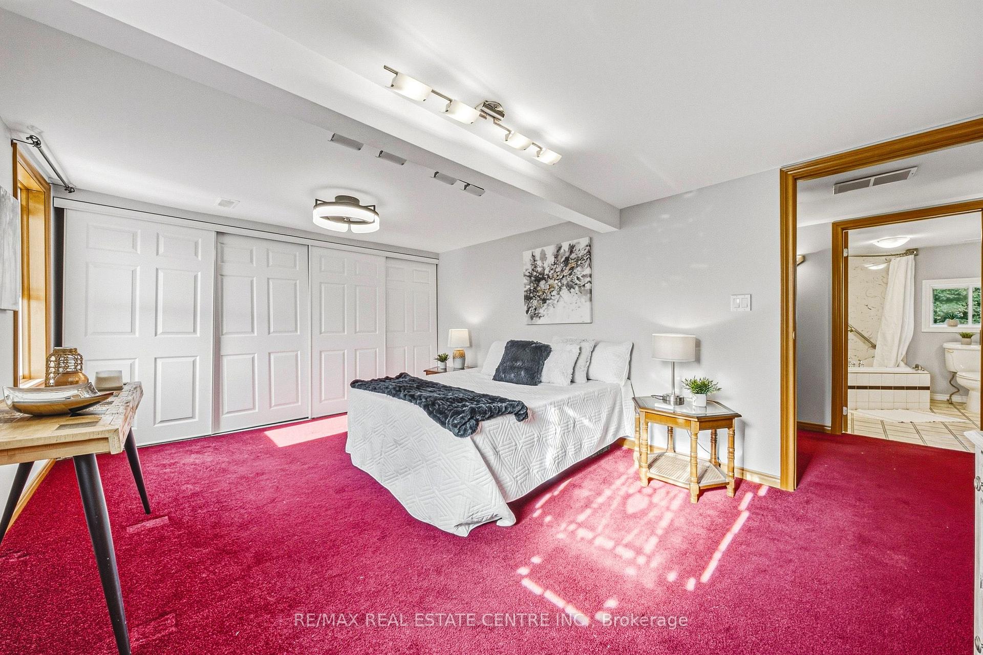 Photo 23 of 950 Hamilton Street, Cambridge, Preston South — HOMEH