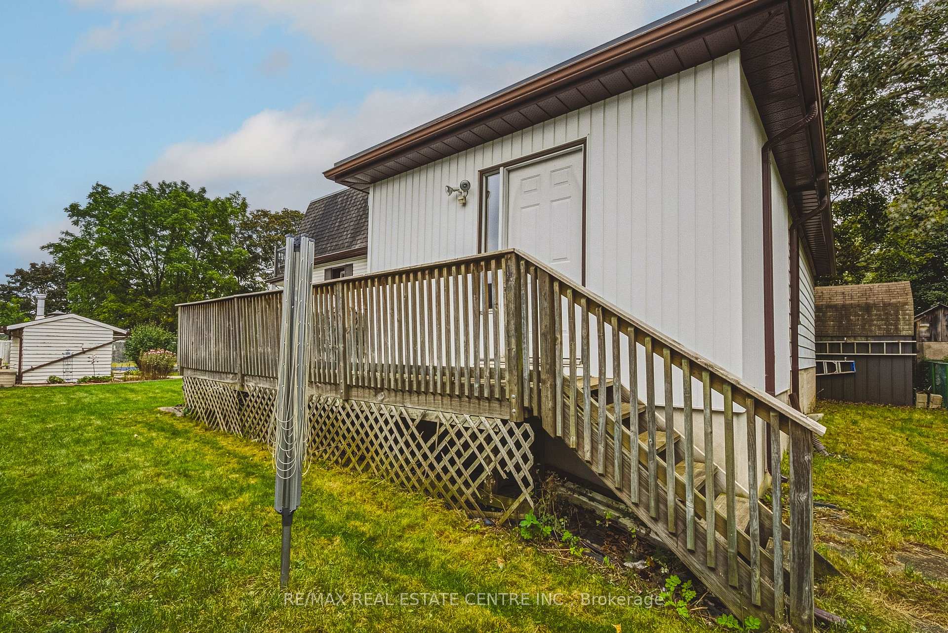 Photo 35 of 950 Hamilton Street, Cambridge, Preston South — HOMEH