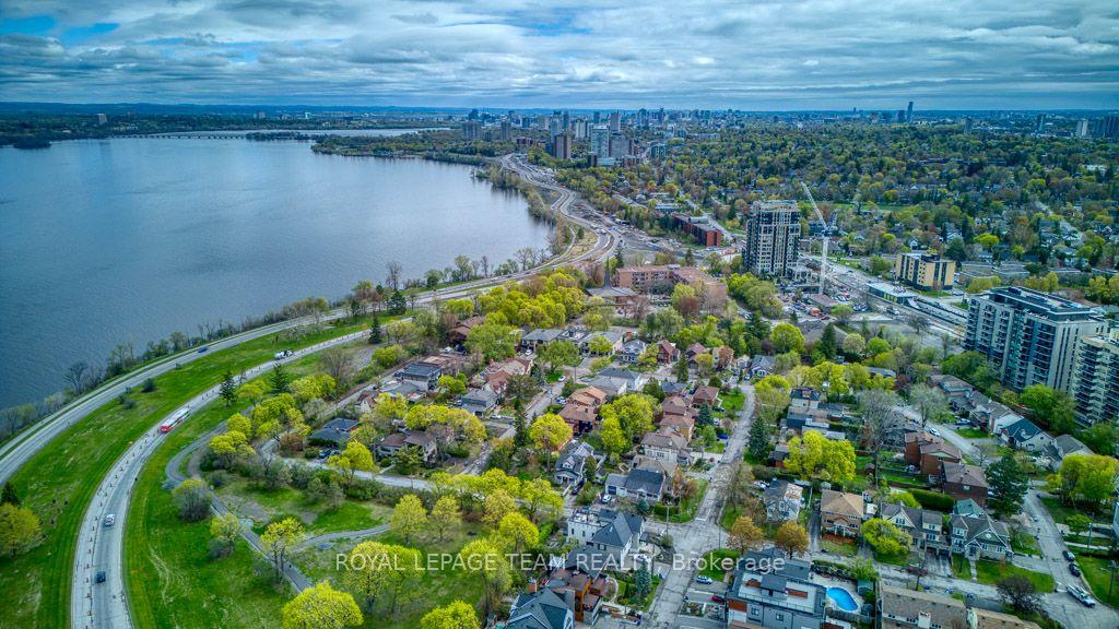 Photo 50 of 49 Aylen Avenue, Ottawa, Woodroffe — HOMEH