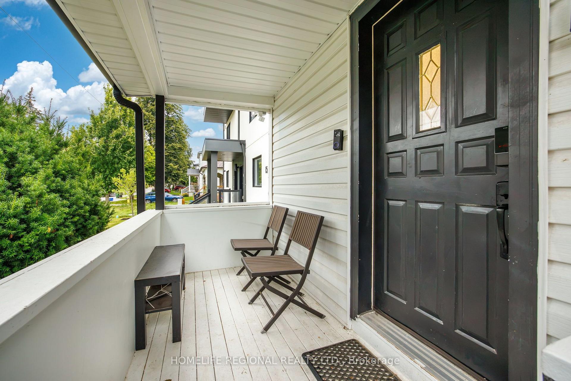 Photo 4 of Unit Main Level, 21 Acorn Avenue, Etobicoke, Islington-City Centre West — HOMEH