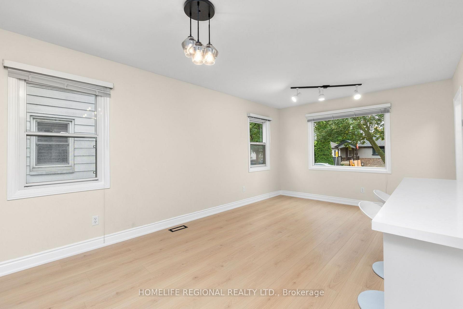 Photo 11 of Unit Main Level, 21 Acorn Avenue, Etobicoke, Islington-City Centre West — HOMEH