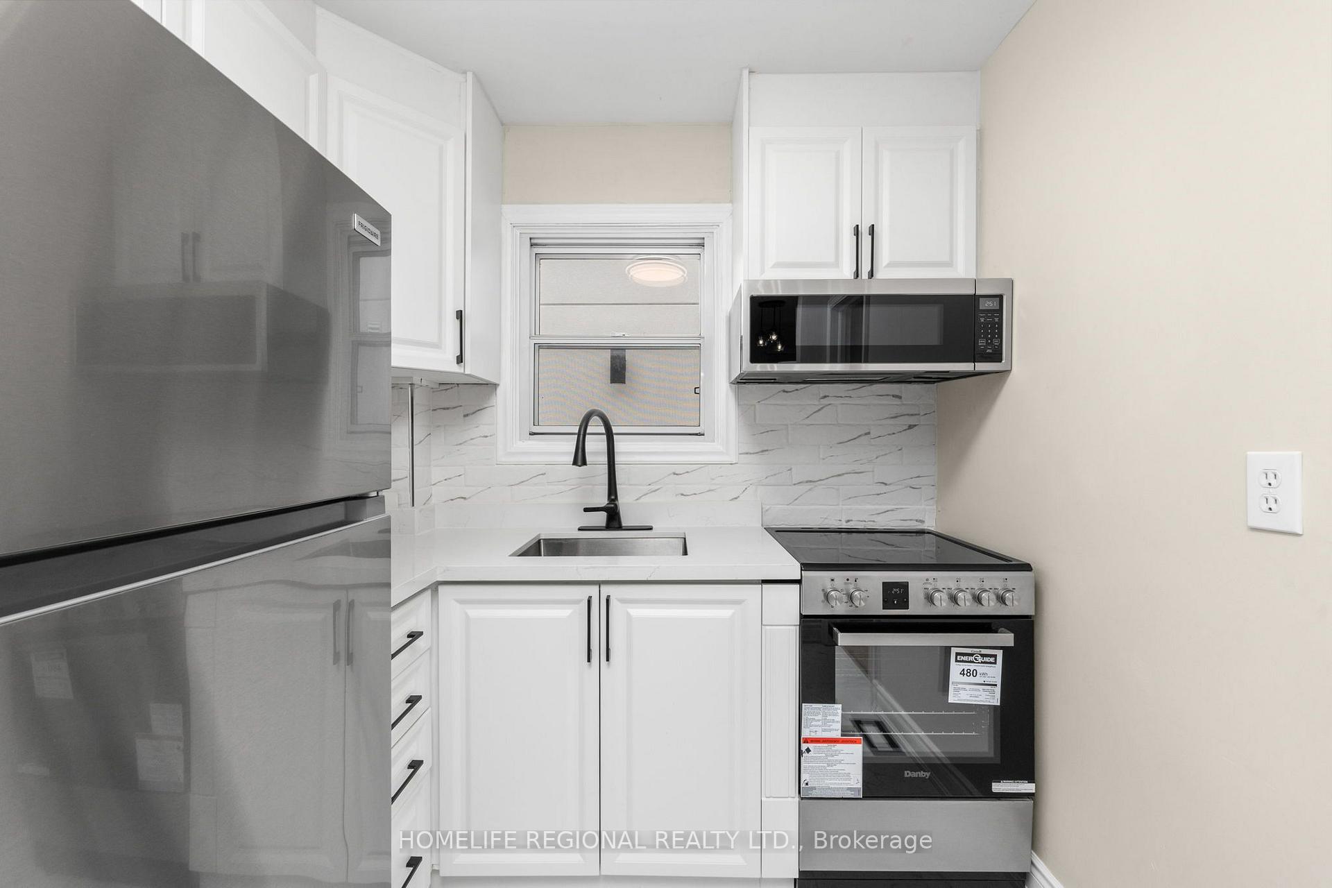 Photo 13 of Unit Main Level, 21 Acorn Avenue, Etobicoke, Islington-City Centre West — HOMEH