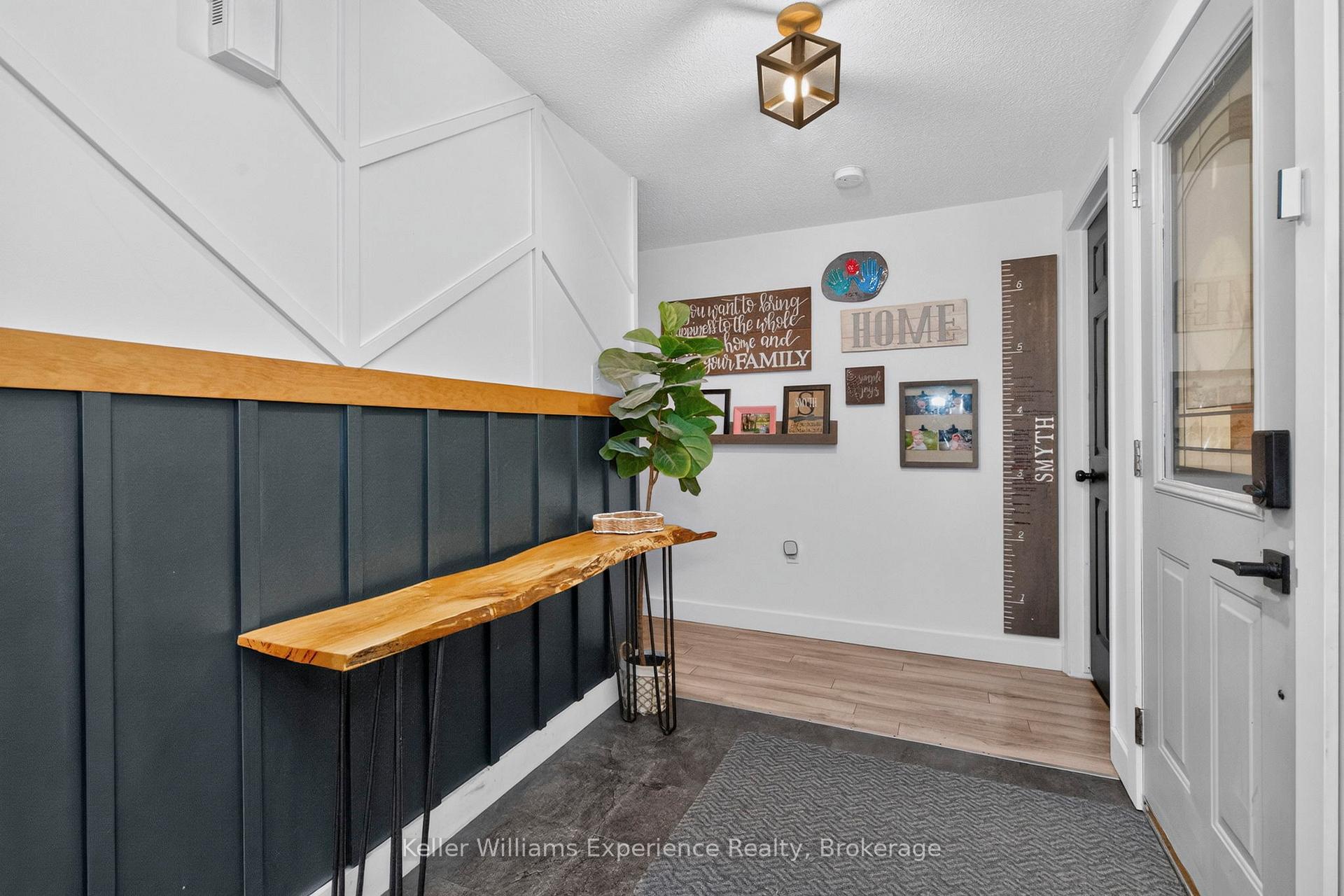Photo 5 of 769 Pratt Avenue, Midland — HOMEH