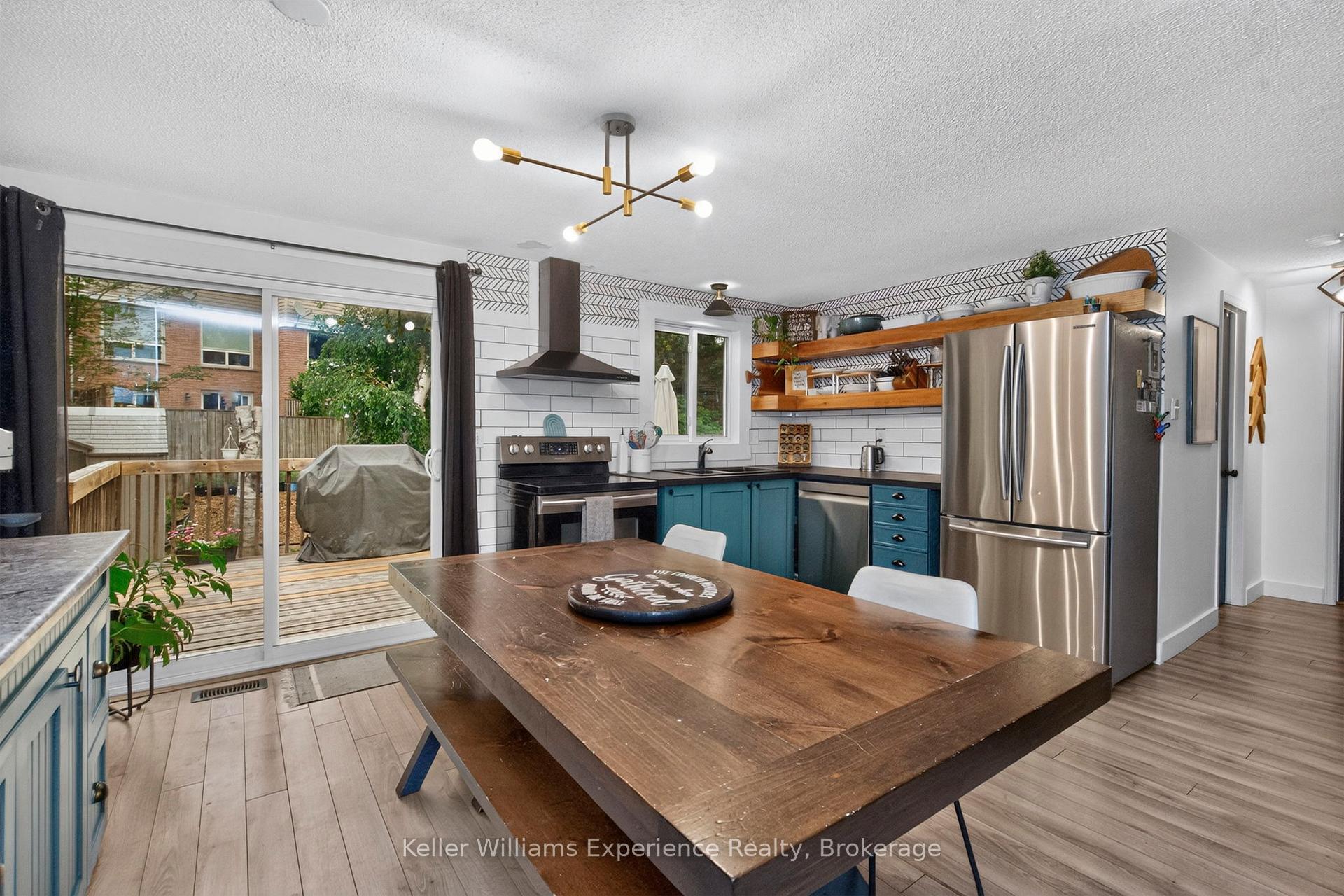 Photo 8 of 769 Pratt Avenue, Midland — HOMEH