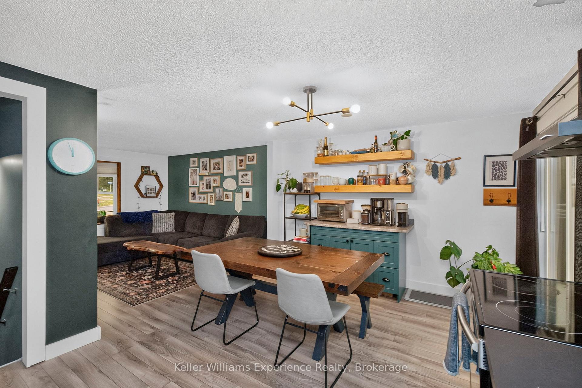 Photo 11 of 769 Pratt Avenue, Midland — HOMEH