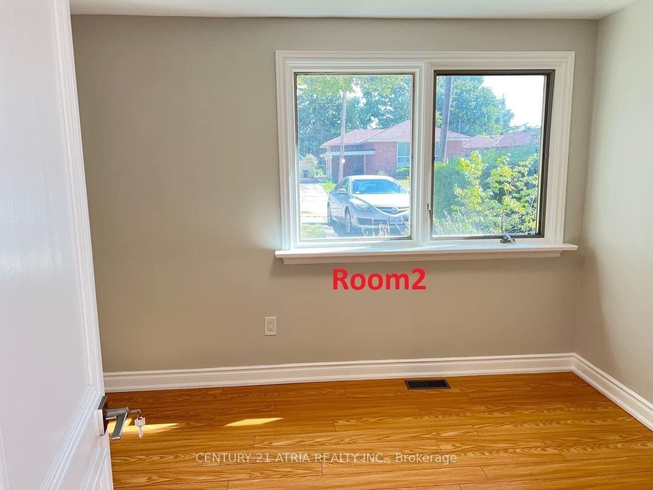 Photo 4 of Unit Lower, 60 Beacham Crescent, Scarborough, Tam O'Shanter-Sullivan — HOMEH