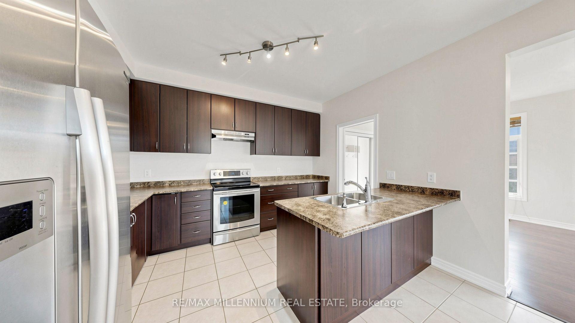 Photo 15 of 65 Yellowknife Road, Brampton, Sandringham-Wellington North — HOMEH