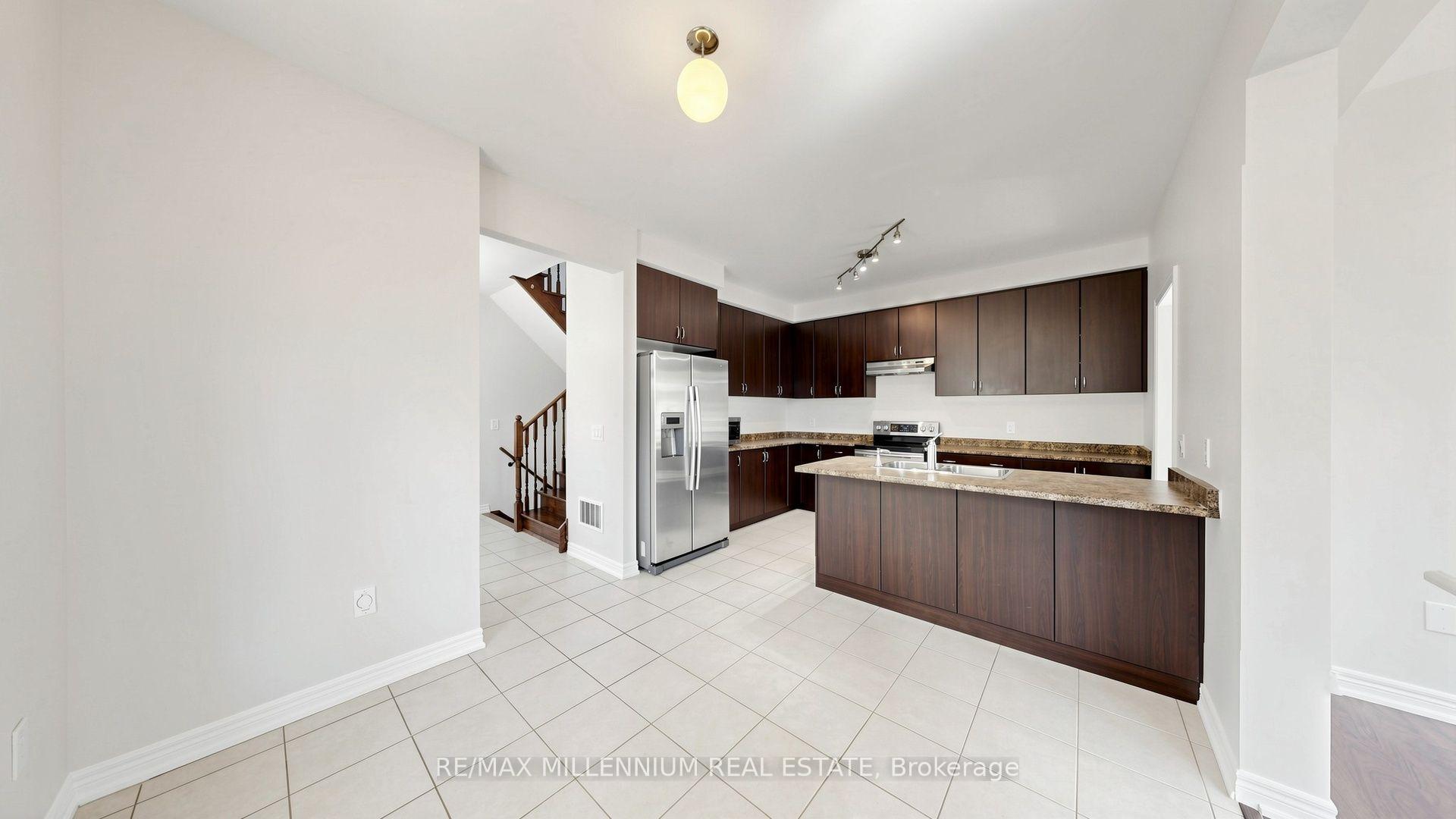 Photo 20 of 65 Yellowknife Road, Brampton, Sandringham-Wellington North — HOMEH
