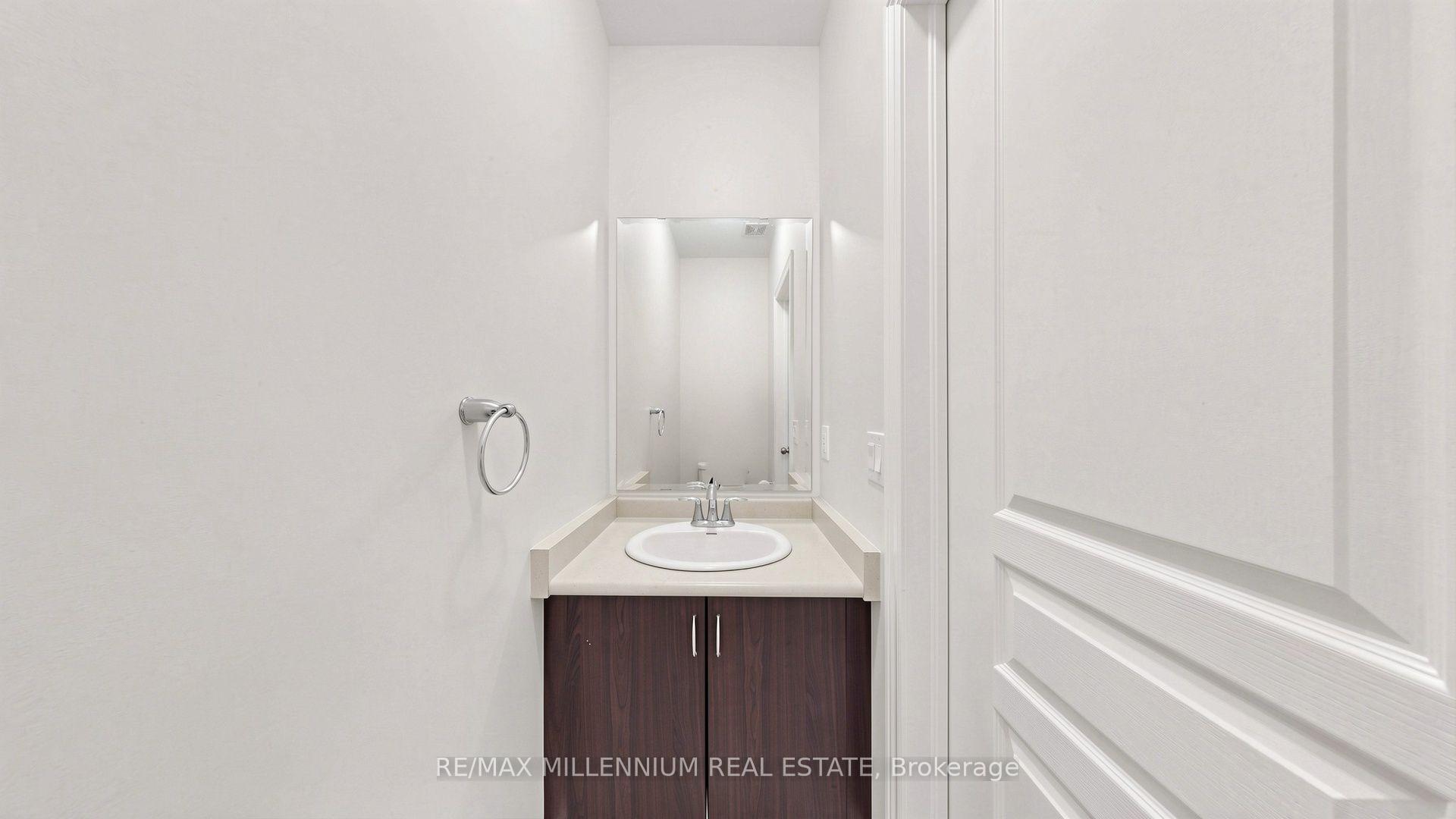 Photo 22 of 65 Yellowknife Road, Brampton, Sandringham-Wellington North — HOMEH