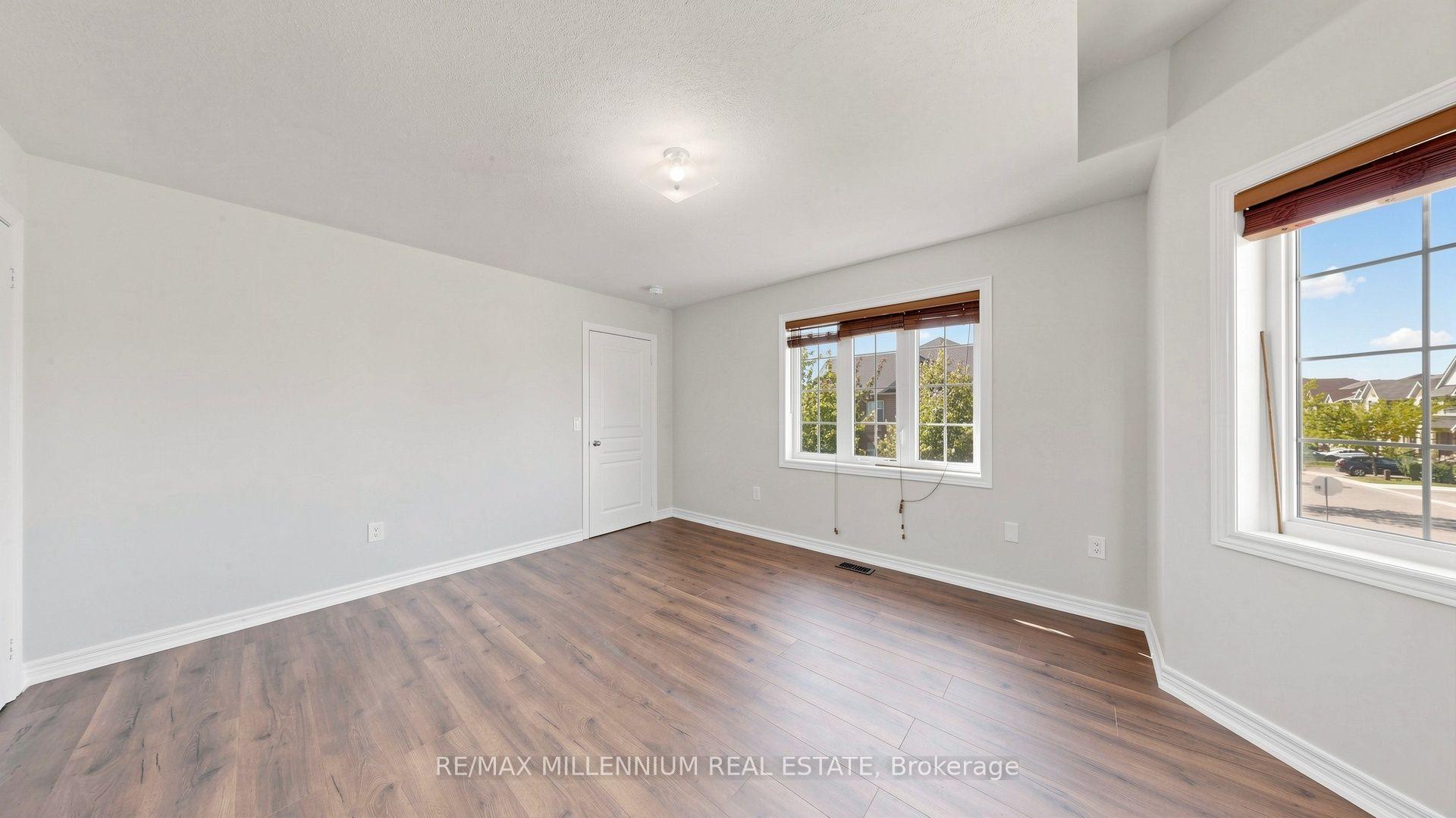 Photo 31 of 65 Yellowknife Road, Brampton, Sandringham-Wellington North — HOMEH