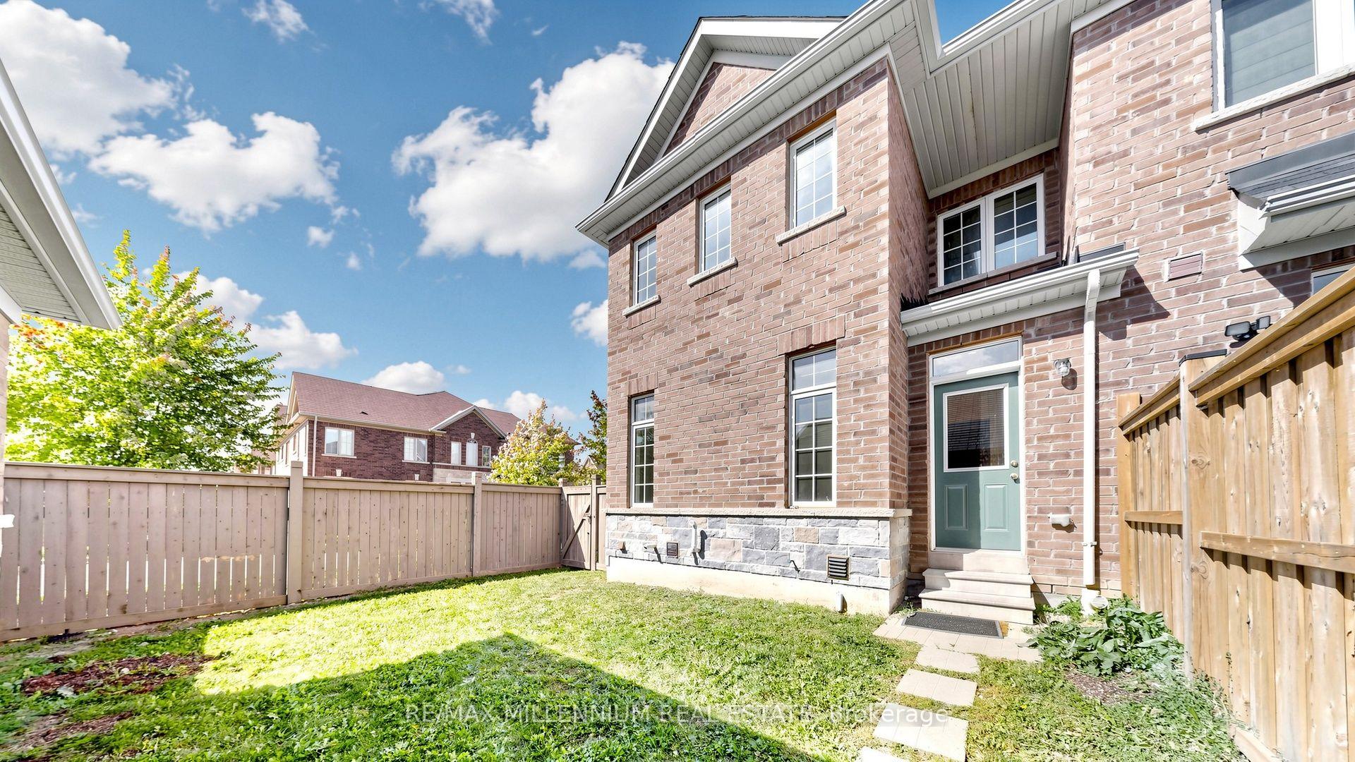 Photo 44 of 65 Yellowknife Road, Brampton, Sandringham-Wellington North — HOMEH