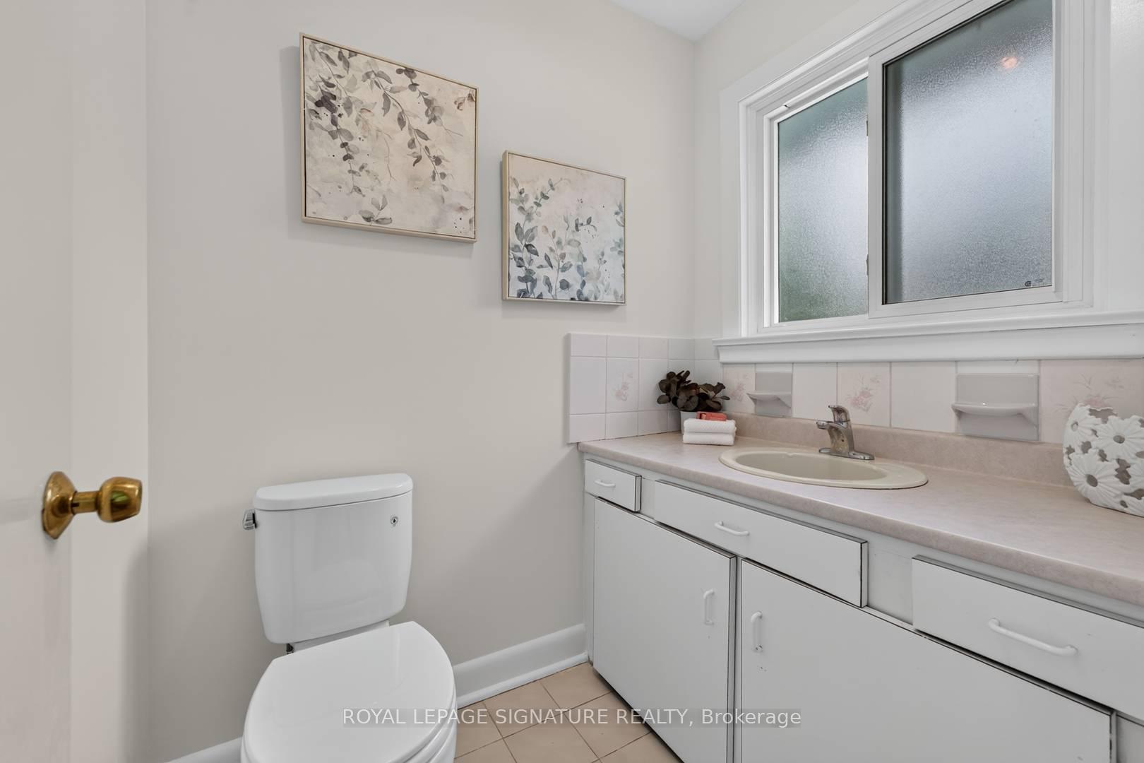 Photo 23 of 11 Regency Square, Scarborough, Guildwood — HOMEH