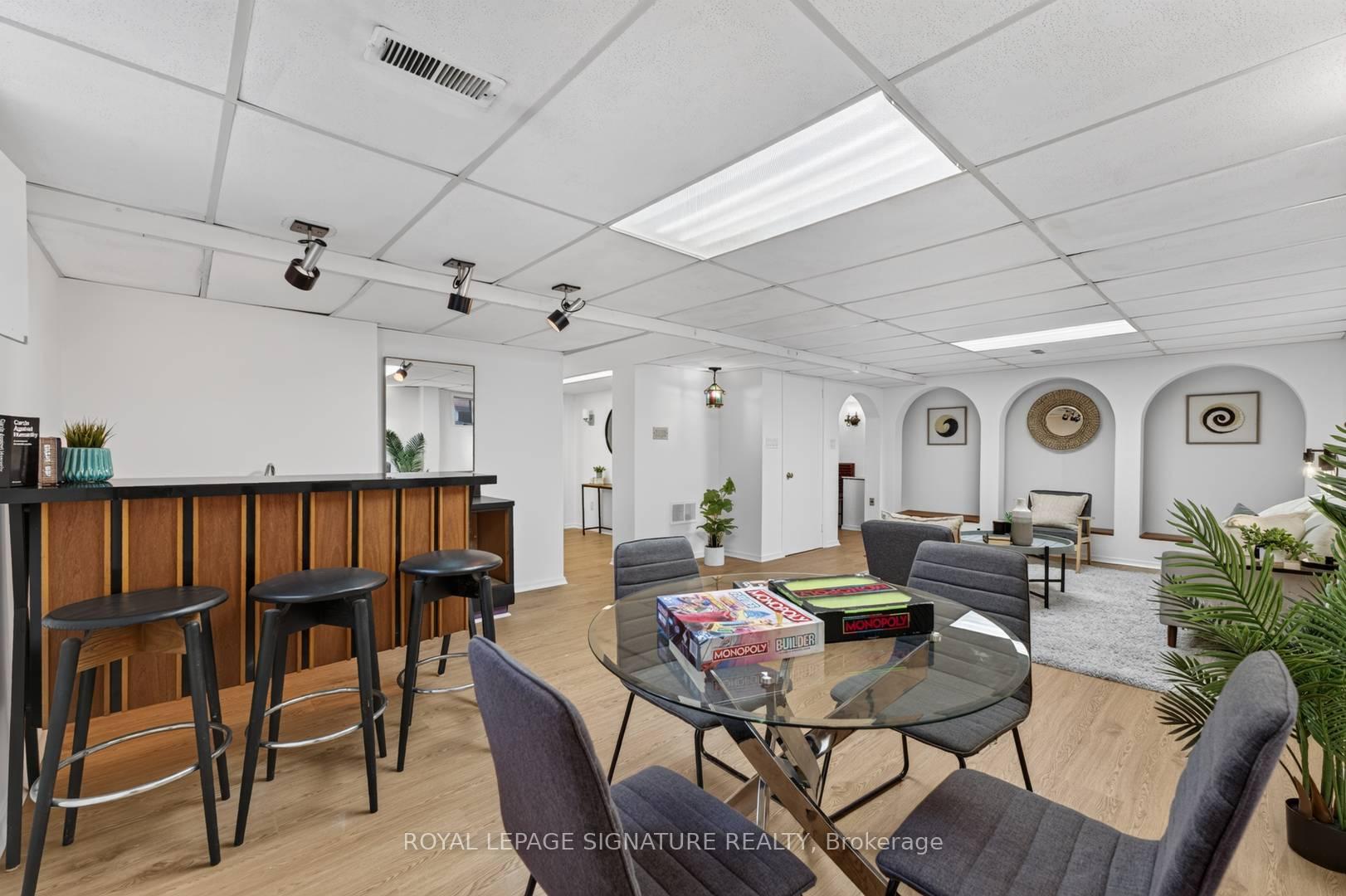 Photo 33 of 11 Regency Square, Scarborough, Guildwood — HOMEH