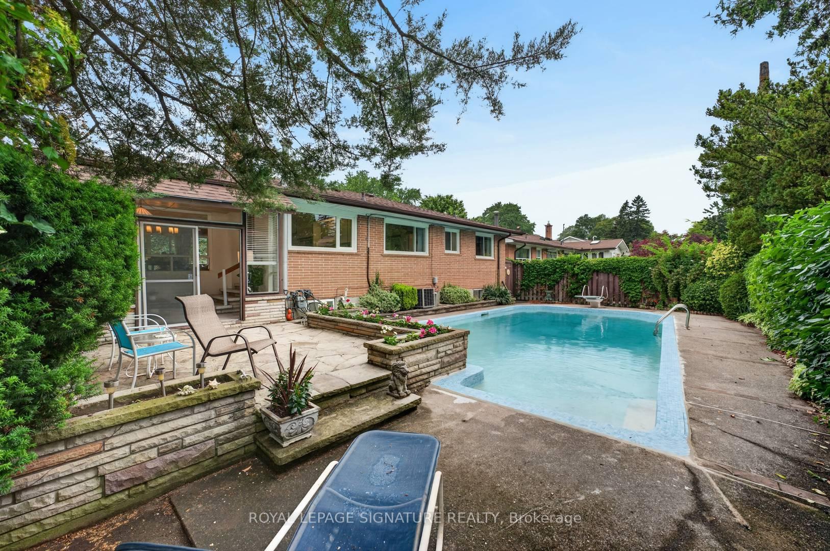 Photo 40 of 11 Regency Square, Scarborough, Guildwood — HOMEH