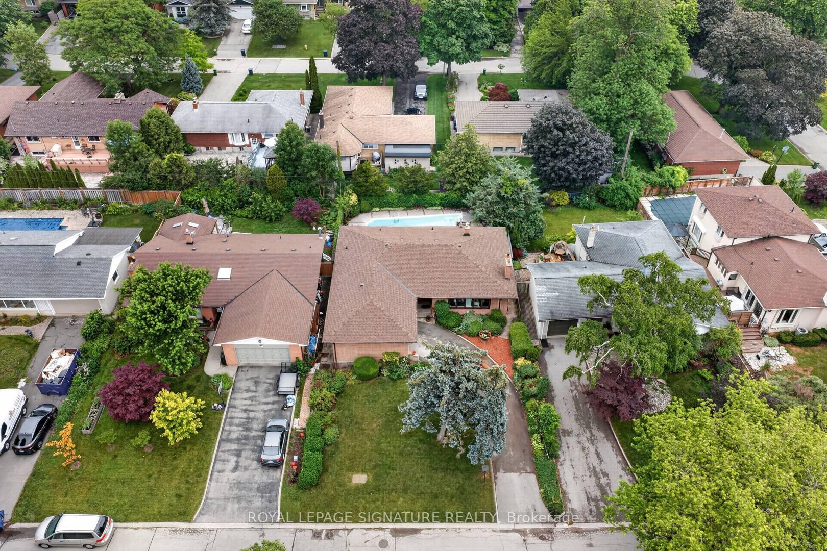 Photo 46 of 11 Regency Square, Scarborough, Guildwood — HOMEH