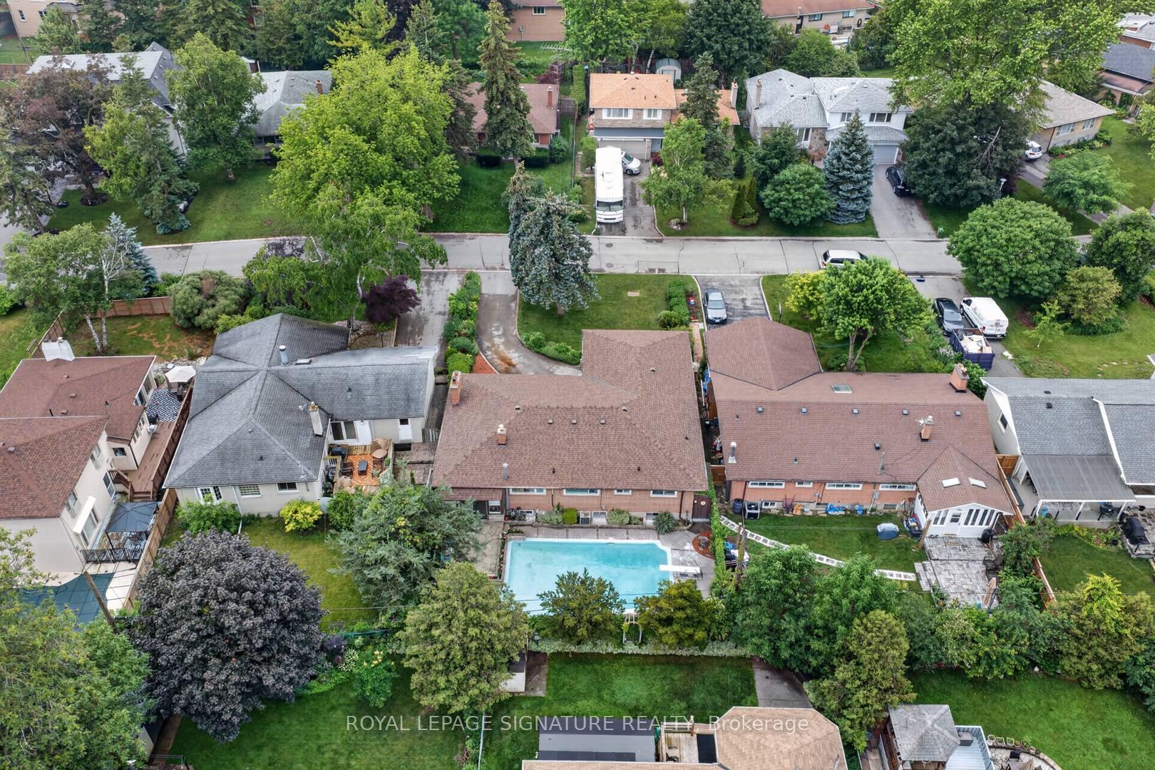 Photo 48 of 11 Regency Square, Scarborough, Guildwood — HOMEH