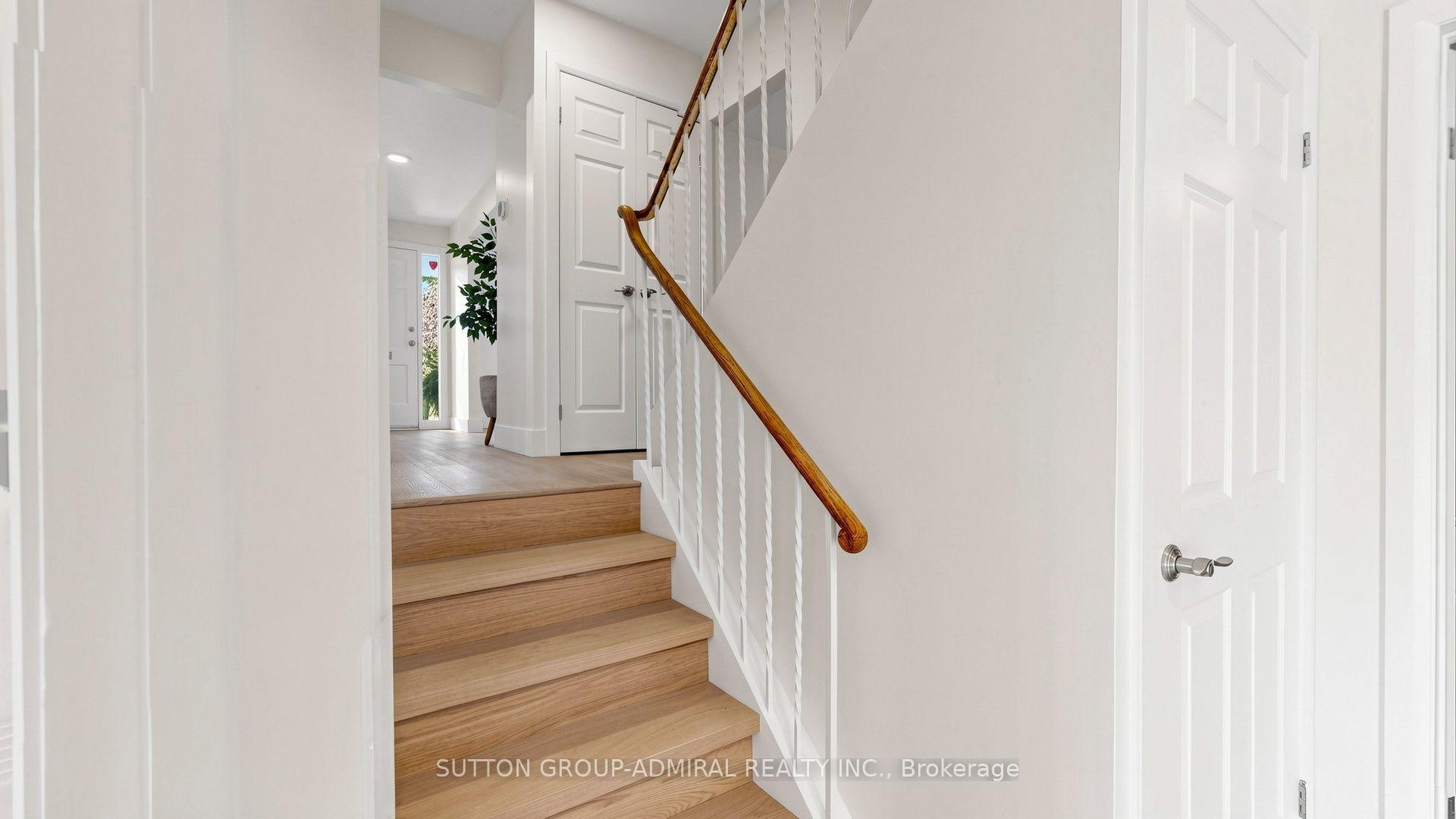 Photo 23 of 49 Stornoway Crescent, Markham, Royal Orchard — HOMEH