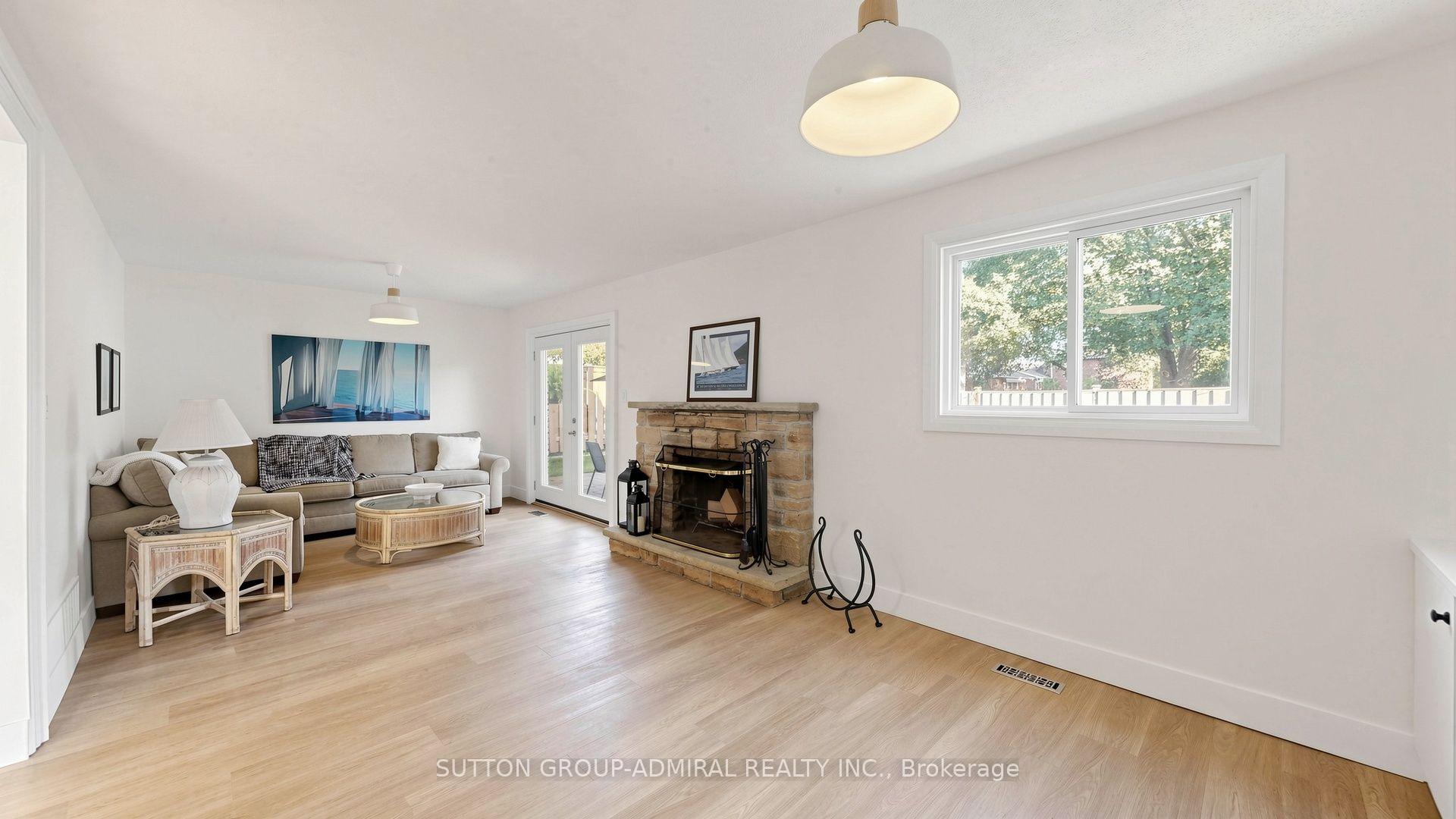 Photo 28 of 49 Stornoway Crescent, Markham, Royal Orchard — HOMEH
