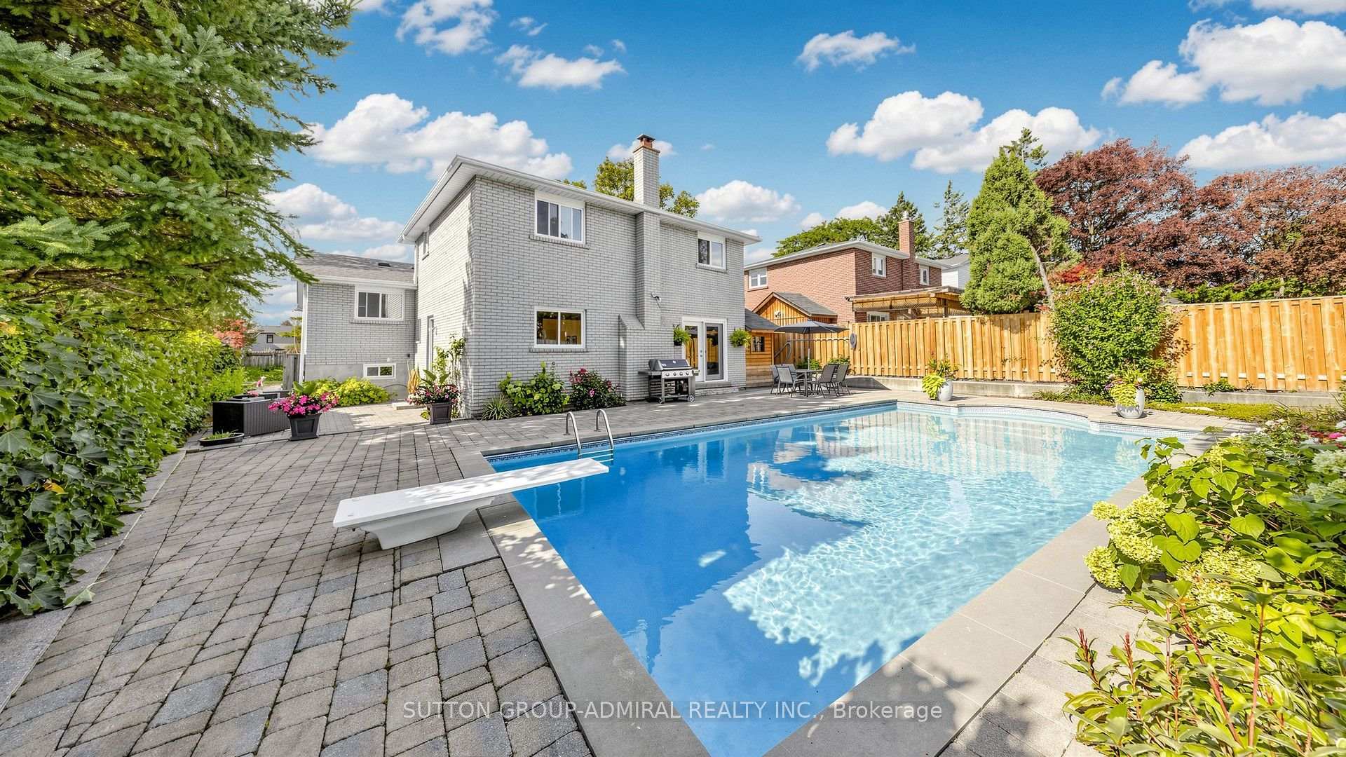 Photo 36 of 49 Stornoway Crescent, Markham, Royal Orchard — HOMEH